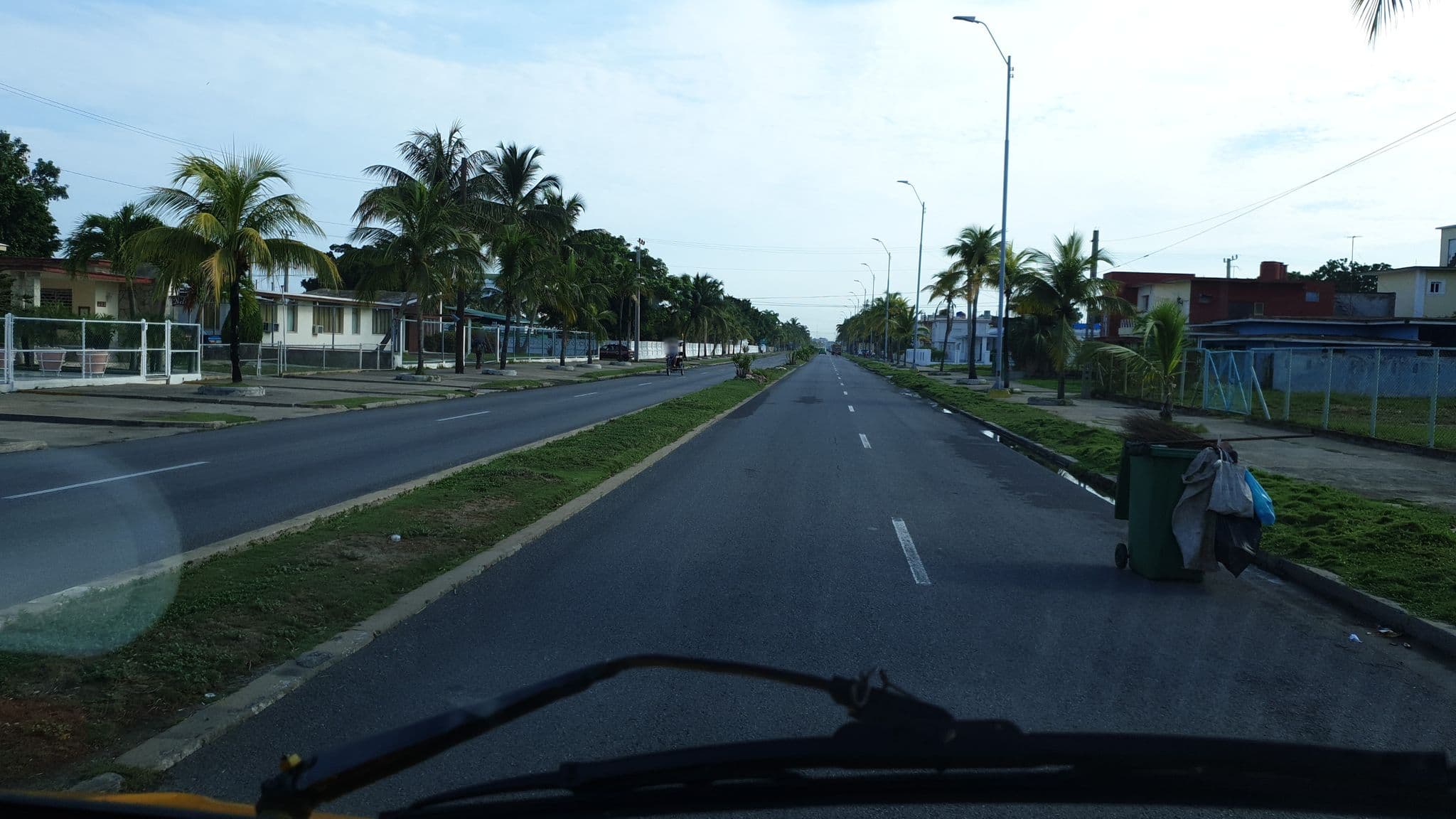 Street view near Vista al Mar, Cienfuegos