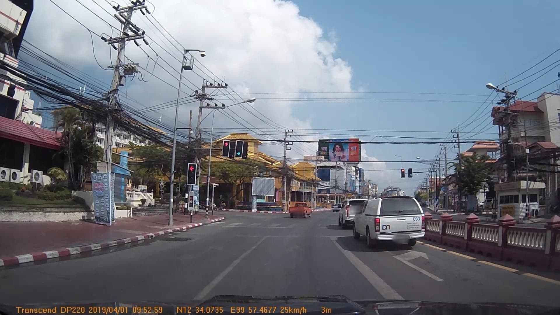 Street view near โรงแรมยูโร, Hua Hin — © mapcreator (CC BY-SA · Mapillary)