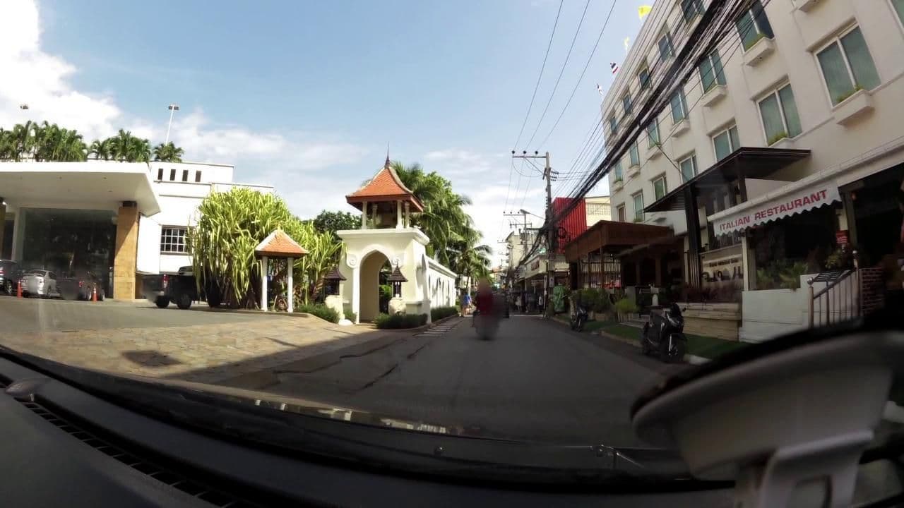 Street view near Fresh Inn Hotel Huahin| เฟรชอินน์โฮเทล หัวหิน, Hua Hin — © rariyaso (CC BY-SA · Mapillary)