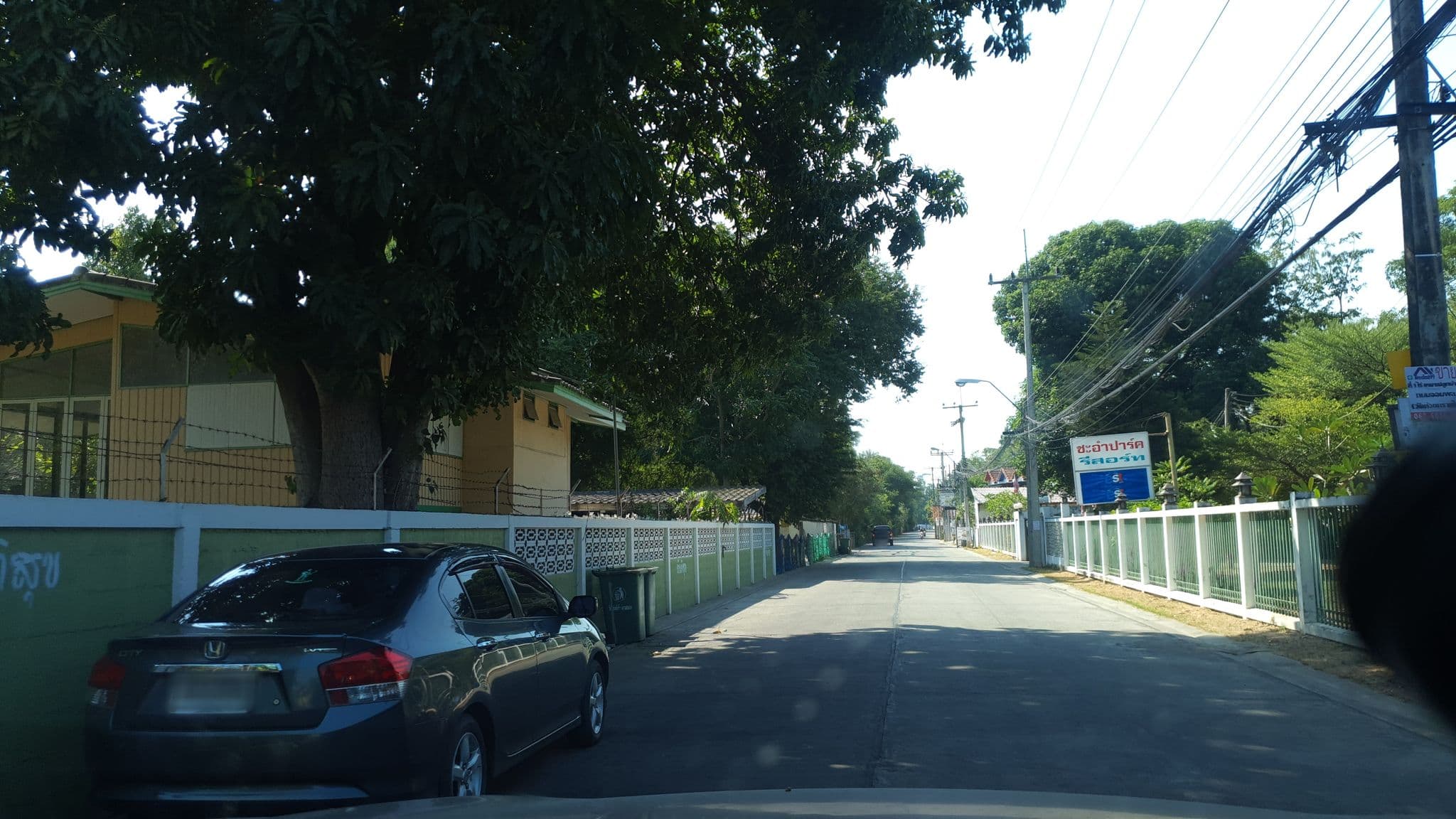 Street view near Baan Santisuk, Cha-am — © jrcarlsen (CC BY-SA · Mapillary)