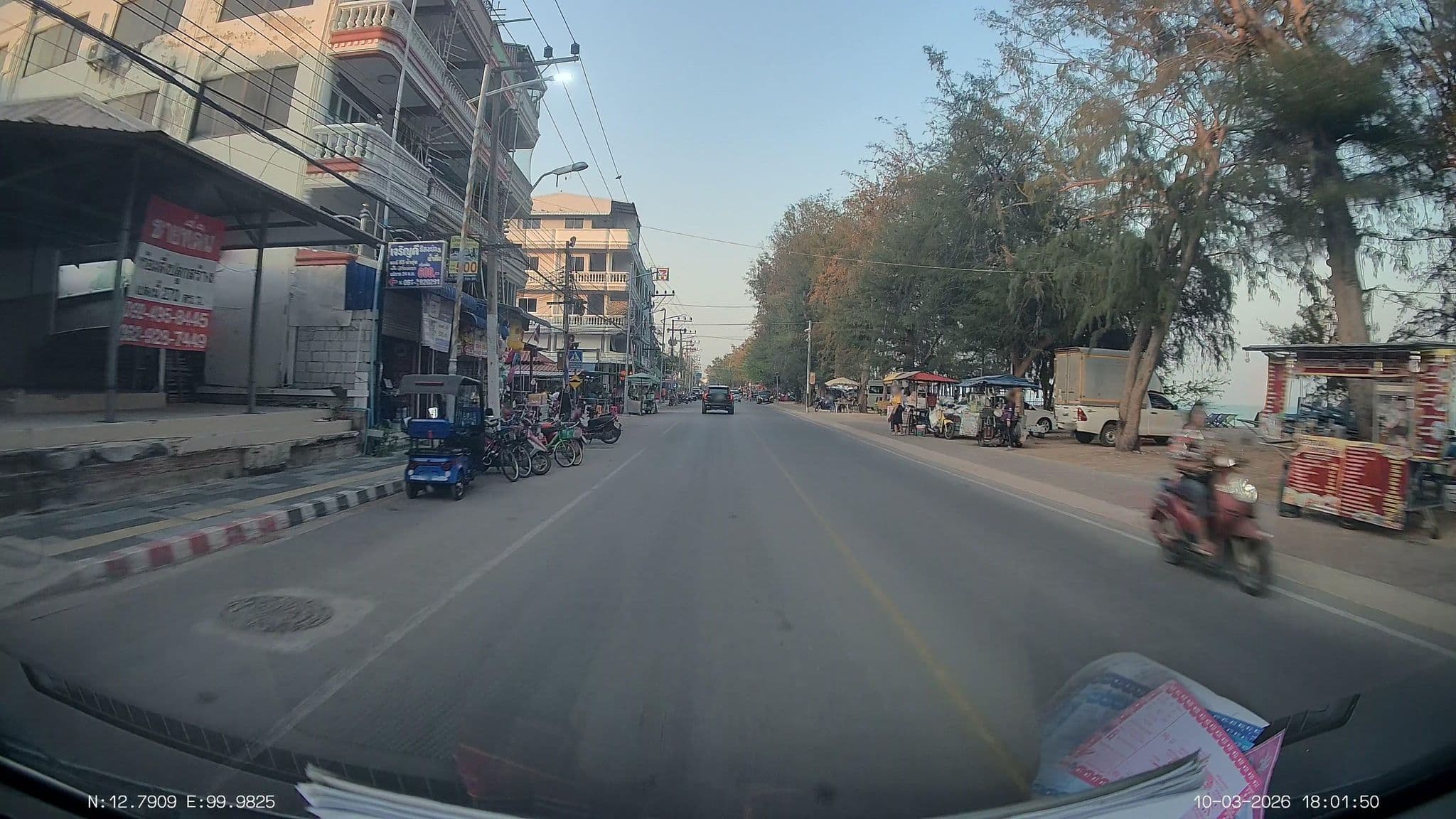 Street view near บ้านปอฝ้าย บ้านพักชะอำ, Cha-am — © ThailandCambodia (CC BY-SA · Mapillary)