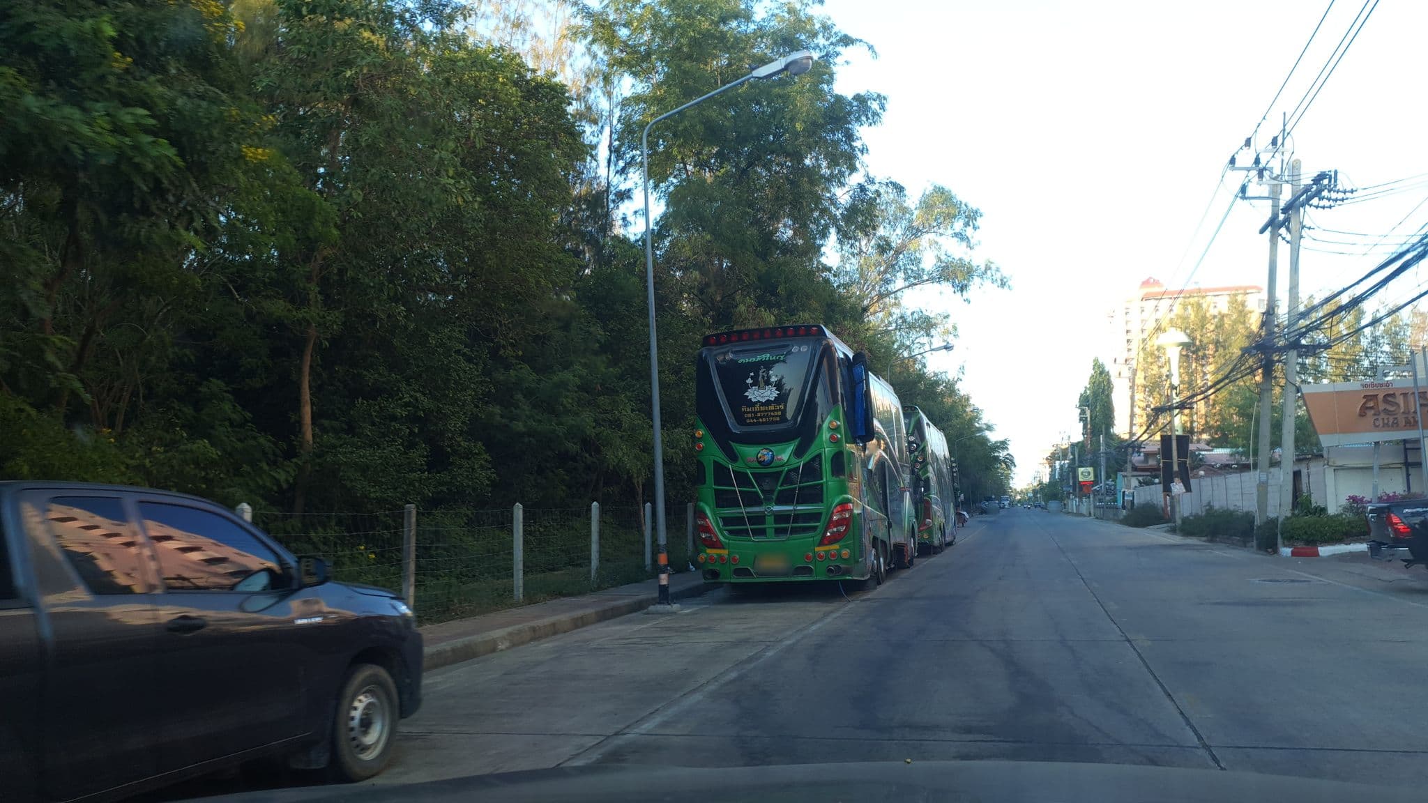 Street view near โรงแรมเอเชีย ชะอำ, Cha-am — © jrcarlsen (CC BY-SA · Mapillary)
