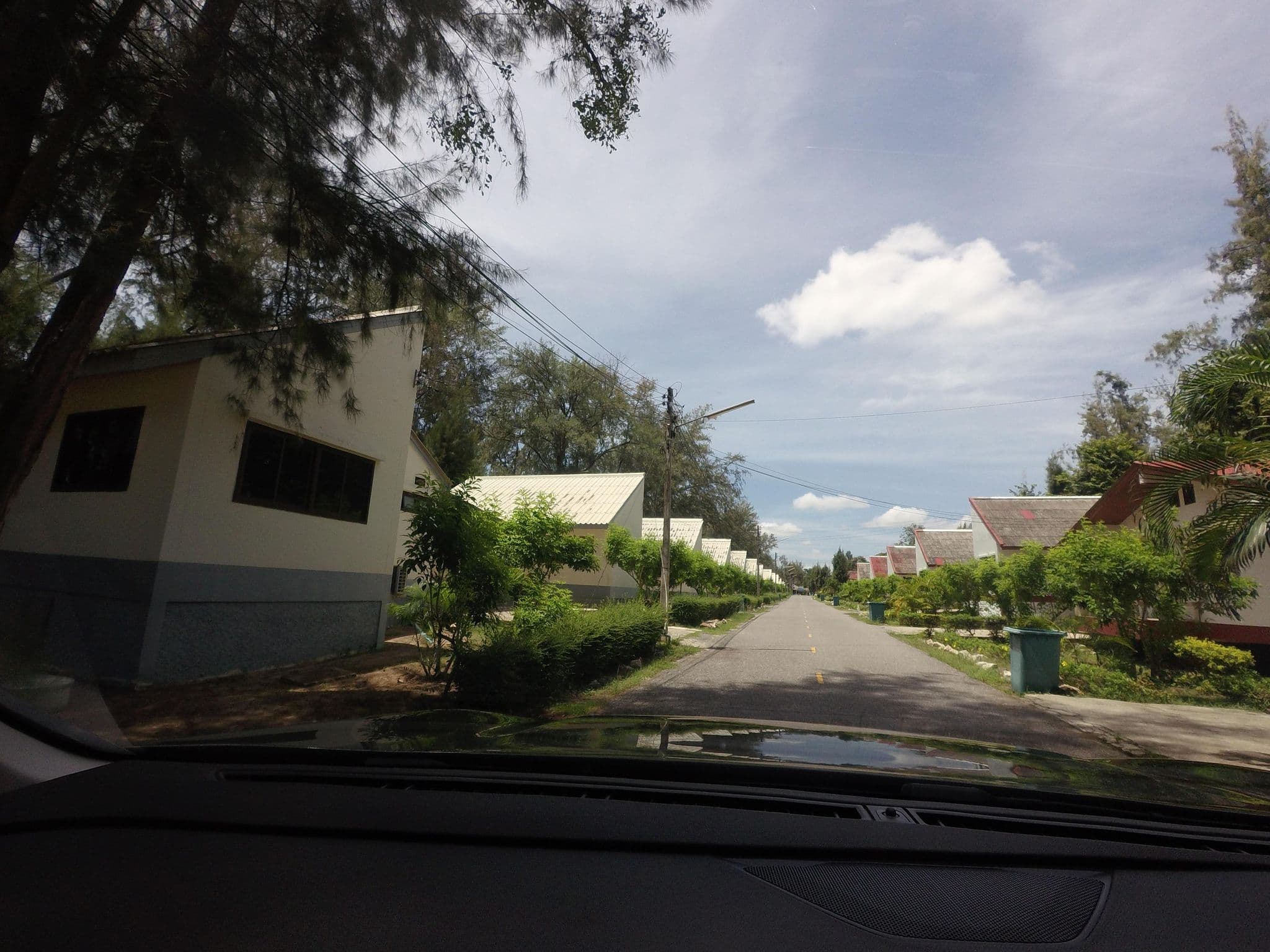 Street view near บ้านทรายเงิน22@สวนสนปะดิพัทธ์, Hua Hin — © mishari (CC BY-SA · Mapillary)