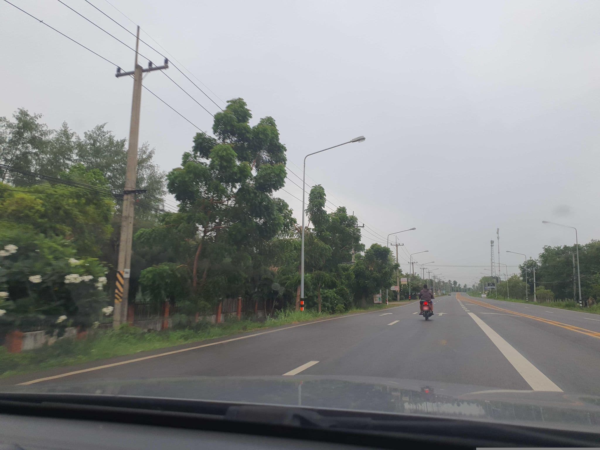 Street view near แช่มชื่นปราณ, Pran Buri — © jrcarlsen (CC BY-SA · Mapillary)