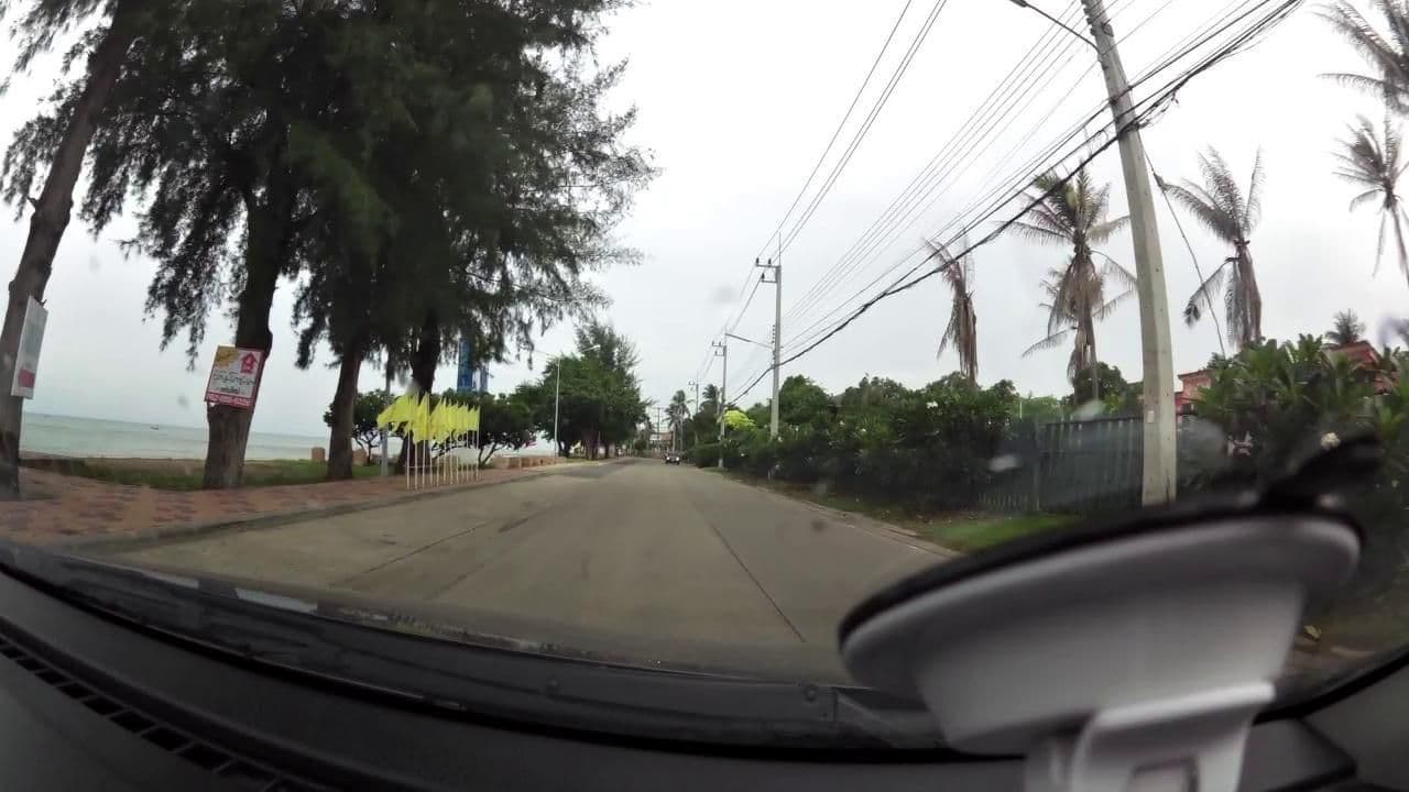 Street view near Sunshine Pool Villa, Pran Buri — © rariyaso (CC BY-SA · Mapillary)