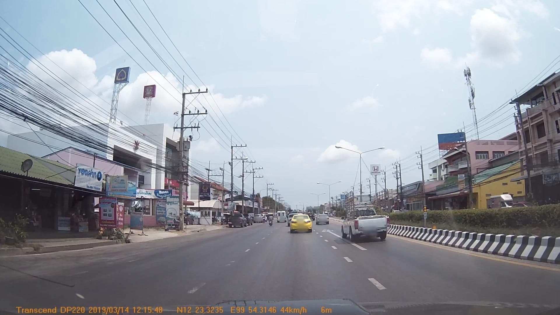 Street view near Portrait Ressidence, Pran Buri — © mapcreator (CC BY-SA · Mapillary)