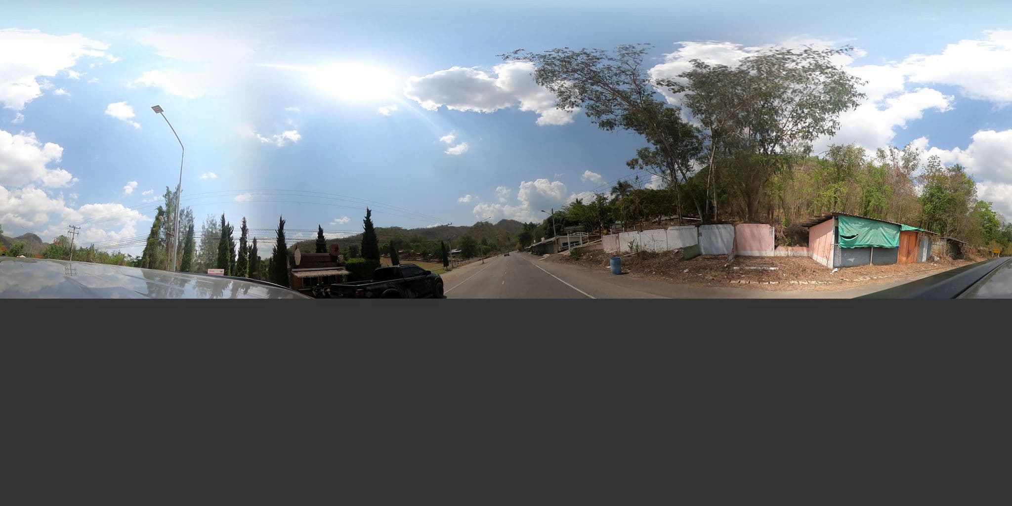 Street view near ชมสวิส รีสอร์ท สวนผึ้ง (Chom Swiss Resort ,Suan Phueang), Chom Bueng — © Shindai (CC BY-SA · Mapillary)