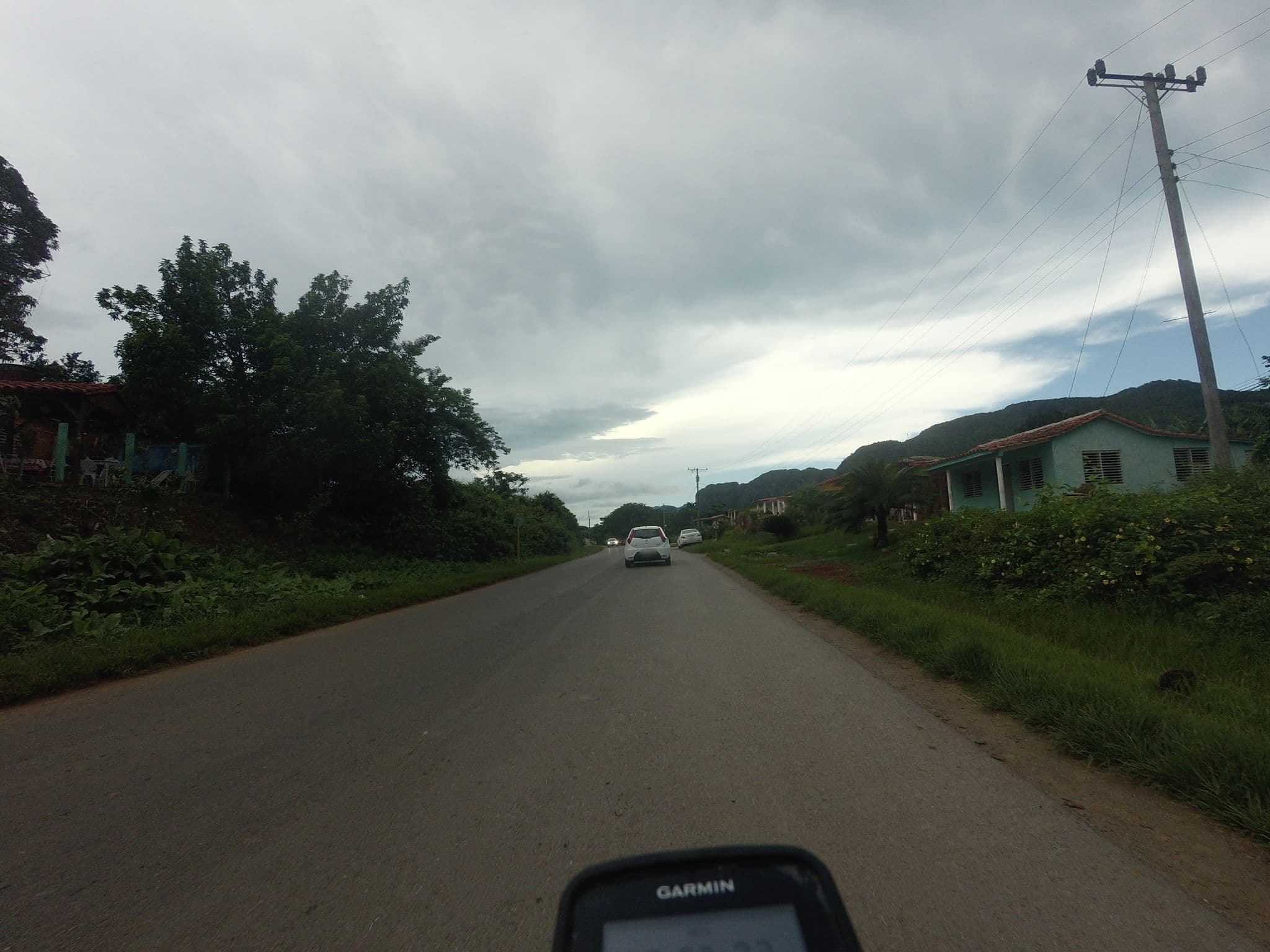 Street view near Villa Los Reyes, Viñales