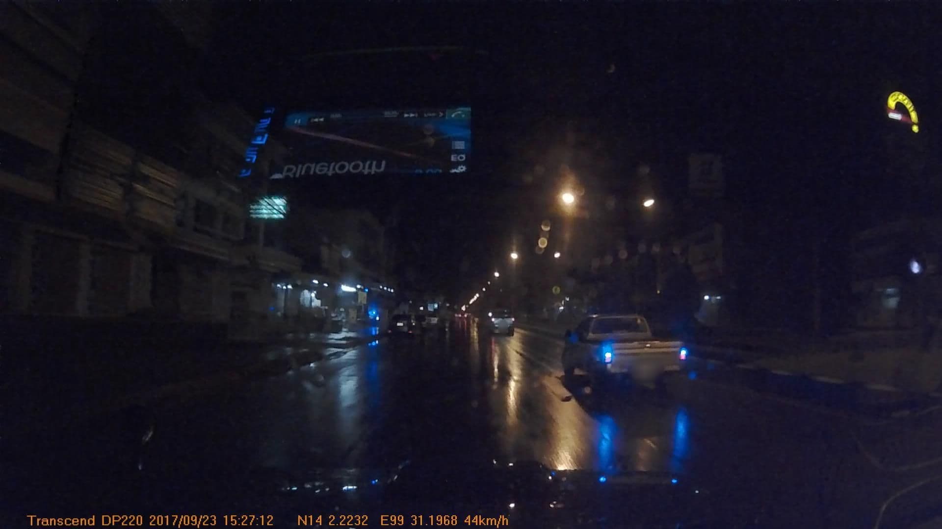 Street view near Napat Guesthouse, Kanchanaburi — © mapcreator (CC BY-SA · Mapillary)