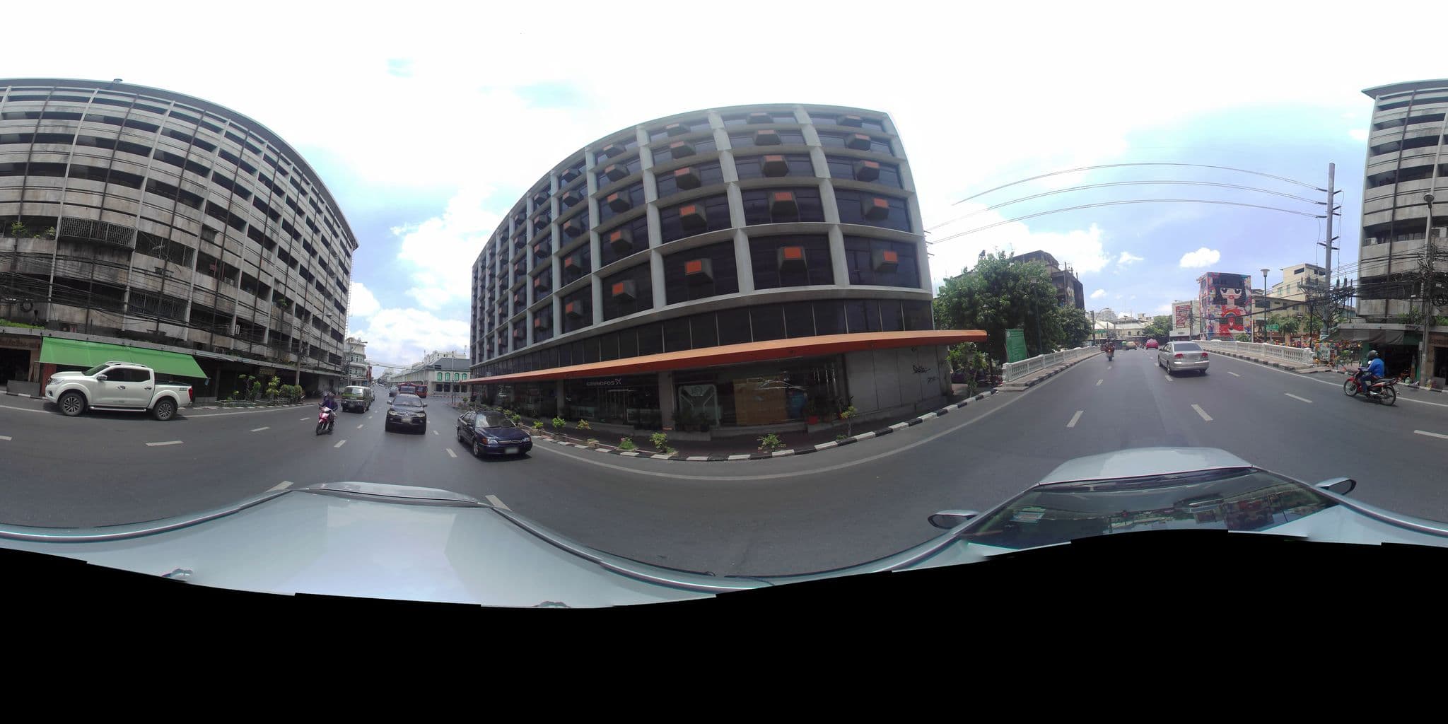 Street view near โรงแรมบูรพา, Bangkok — © P05466 (CC BY-SA · Mapillary)