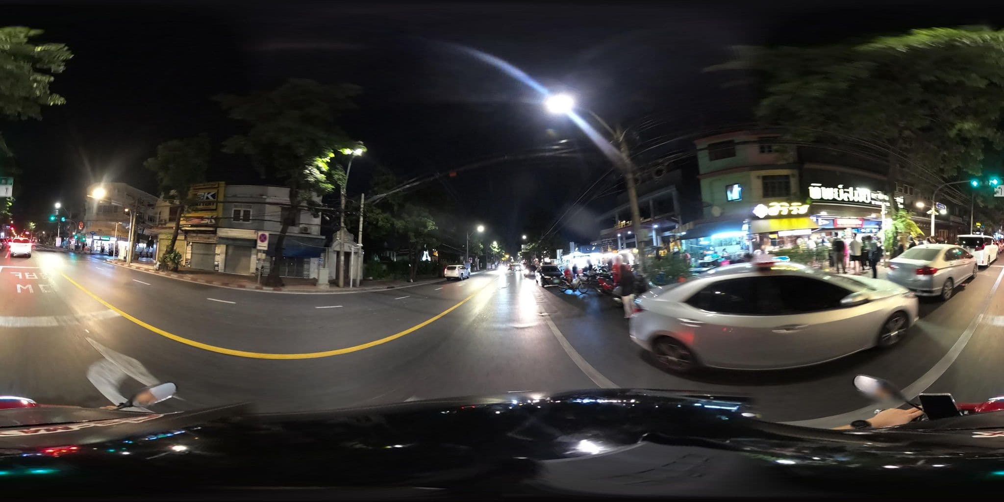 Street view near Air Raid Shelter Hostel & Coffee Shop, Bangkok — © NatchaponJ (CC BY-SA · Mapillary)