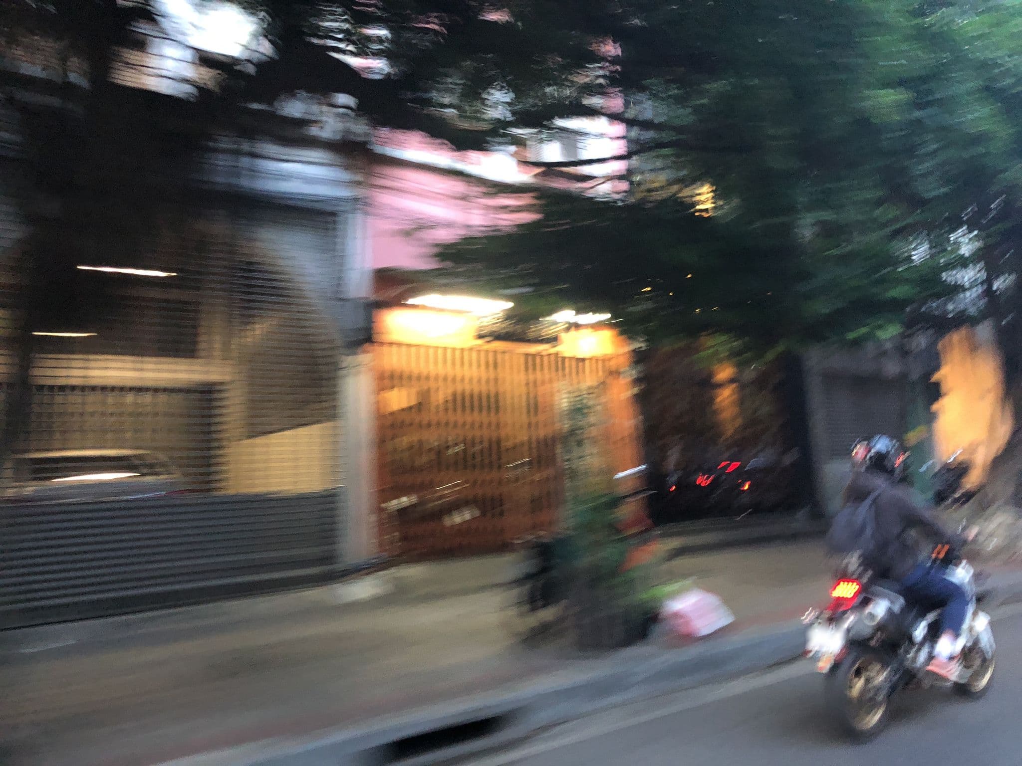 Street view near บี. เอส. คอร์ท, Bang Rak — © pimpitcha (CC BY-SA · Mapillary)