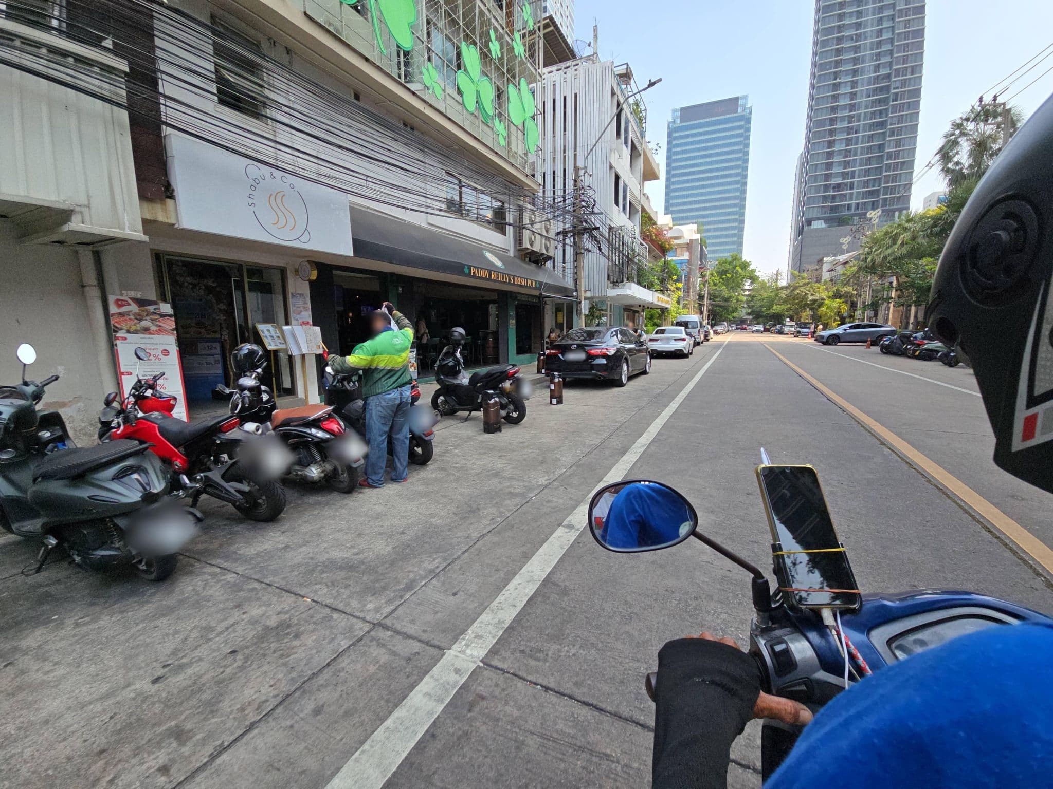 Street view near Nine@Silom Beds and Beyond (ไนน์แอดสีลม), Bang Rak — © Poolert (CC BY-SA · Mapillary)