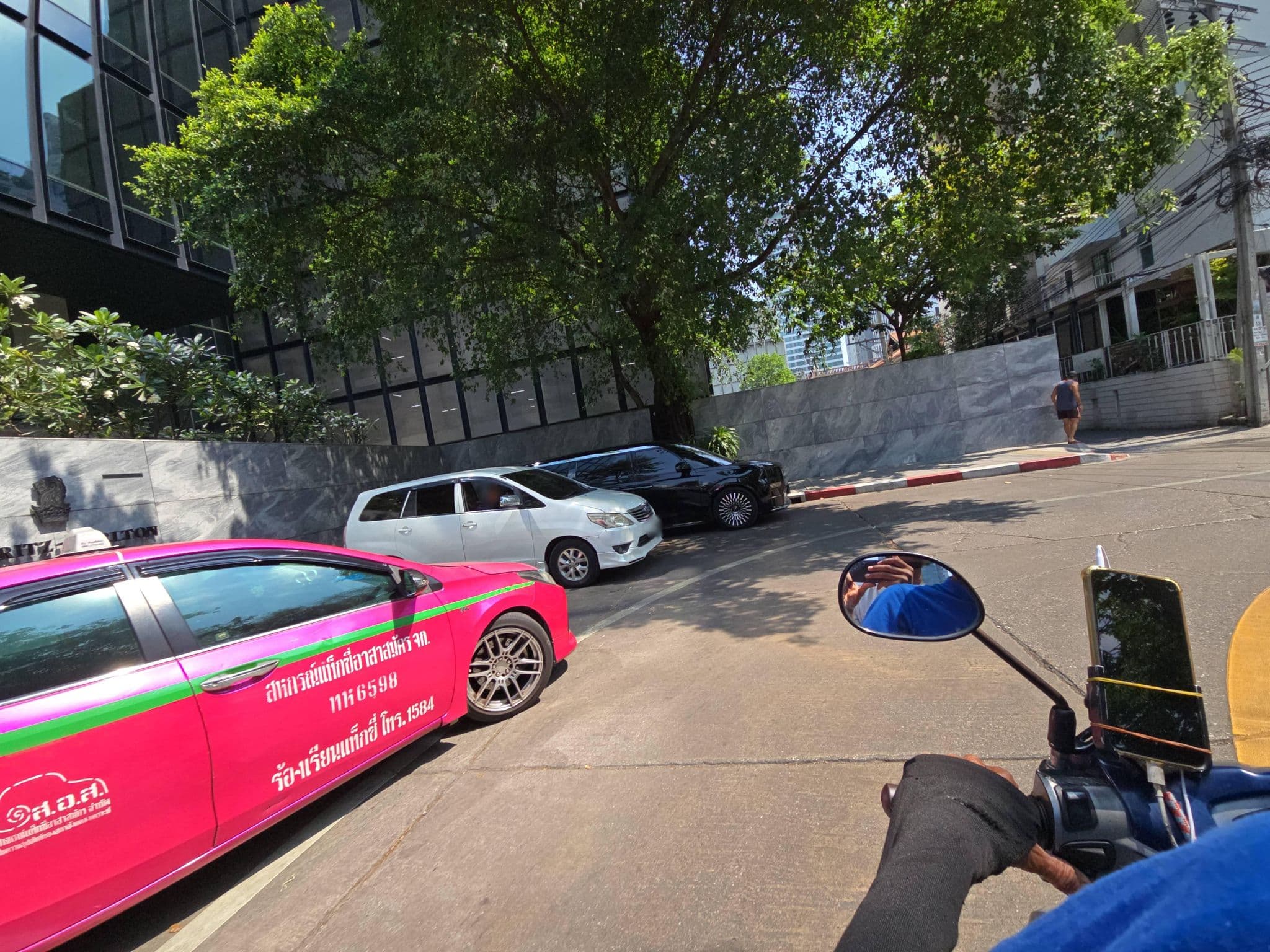 Street view near Sathorn Inn, Bang Rak — © Poolert (CC BY-SA · Mapillary)