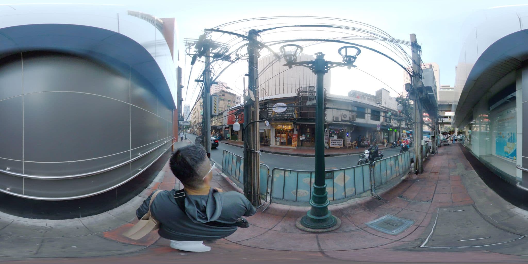 Street view near Saladang Place, Bang Rak — © mapconcierge (CC BY-SA · Mapillary)
