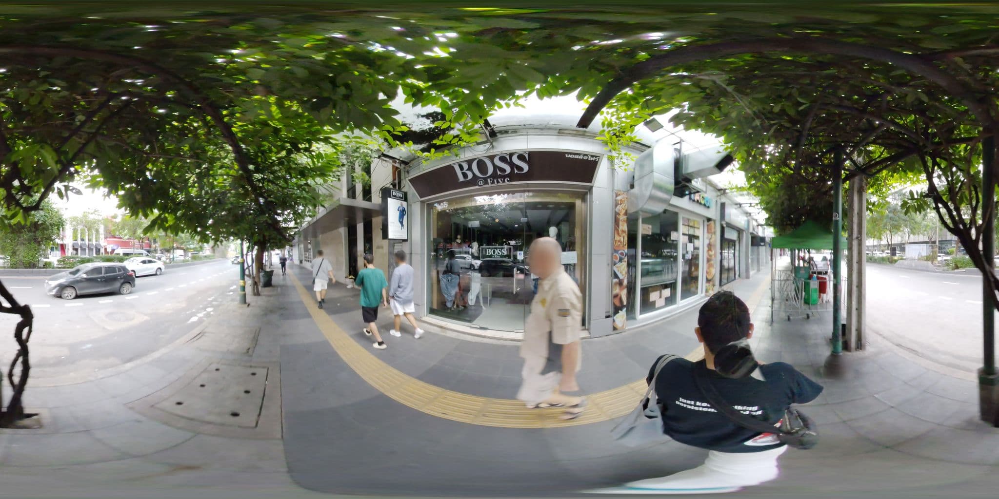 Street view near Balcony Bar and Hotel, Makkasan — © mapconcierge (CC BY-SA · Mapillary)