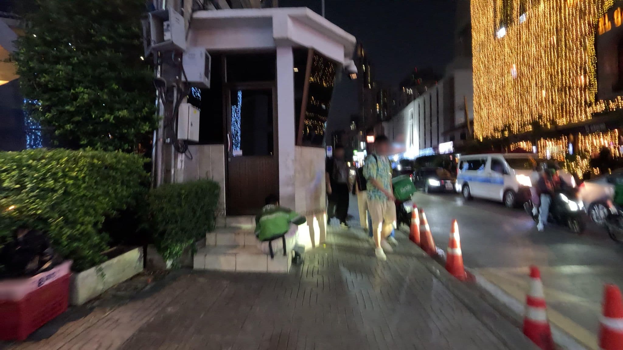Street view near Sheraton Grande Room 1501, Makkasan — © alt9800 (CC BY-SA · Mapillary)