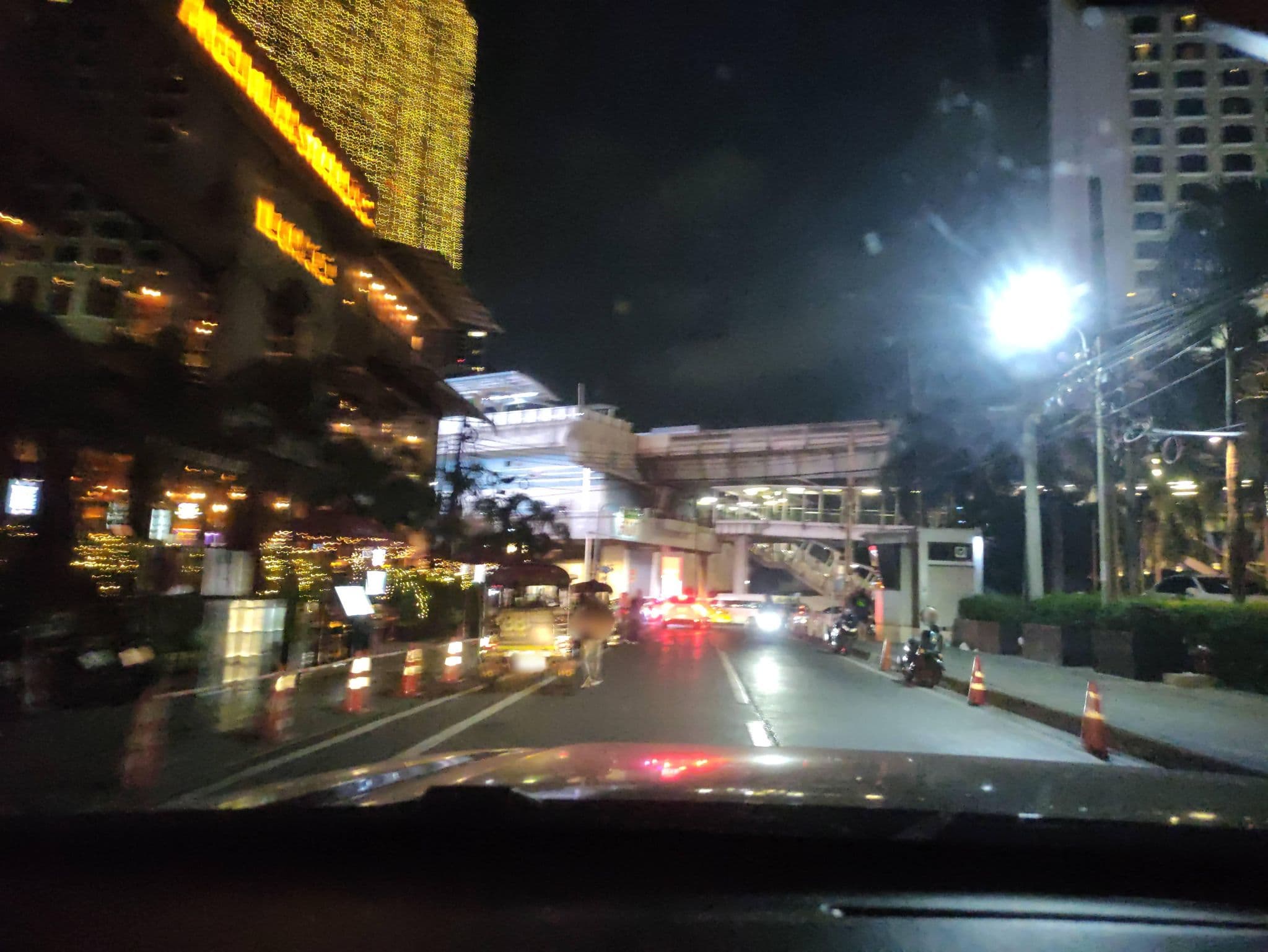 Street view near *|*  FML *|*, Makkasan — © kasetitkml_pipitchai (CC BY-SA · Mapillary)