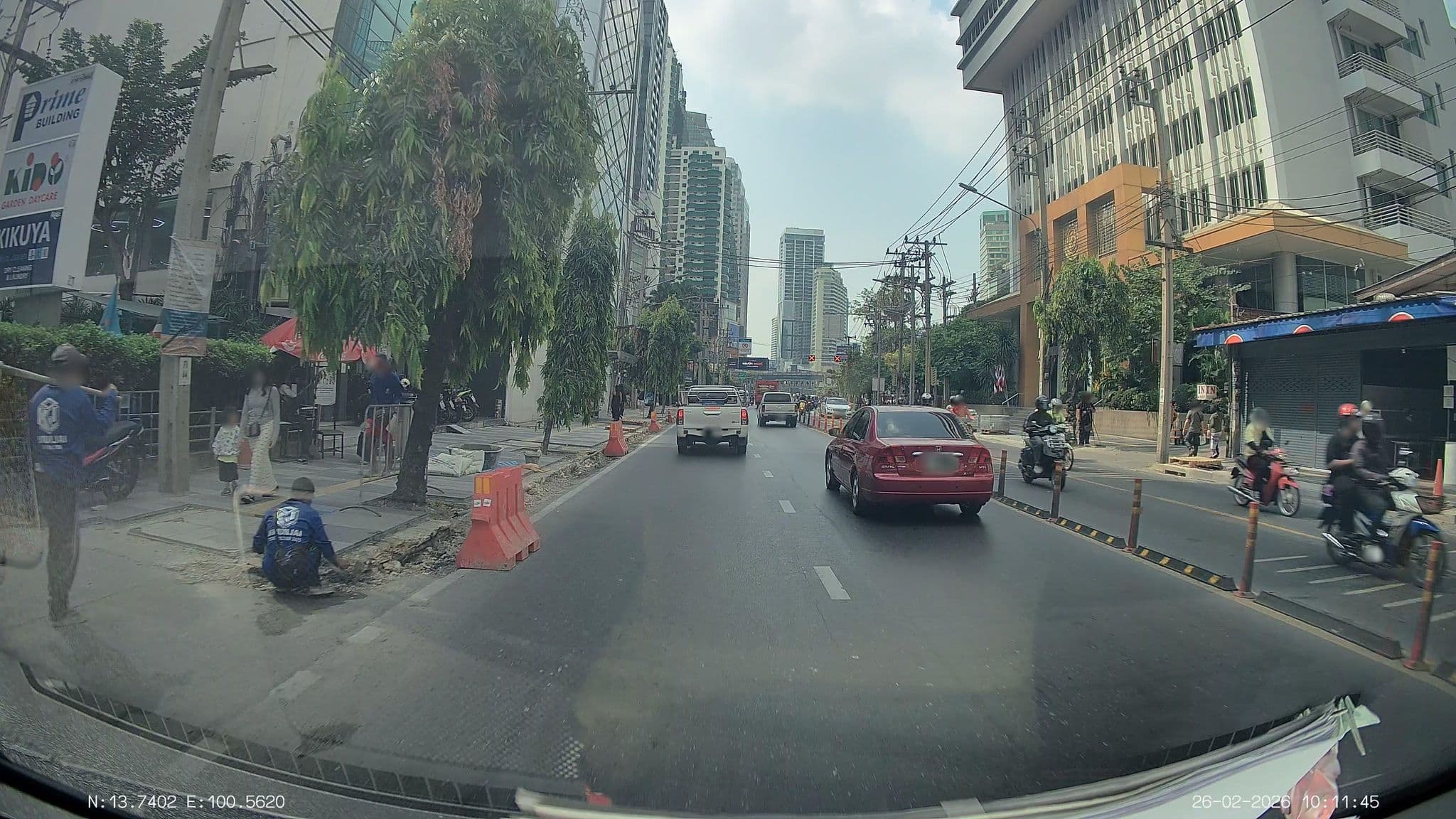 Street view near FuramaXclusive Asoke-Sukhumvit, Makkasan — © ThailandCambodia (CC BY-SA · Mapillary)