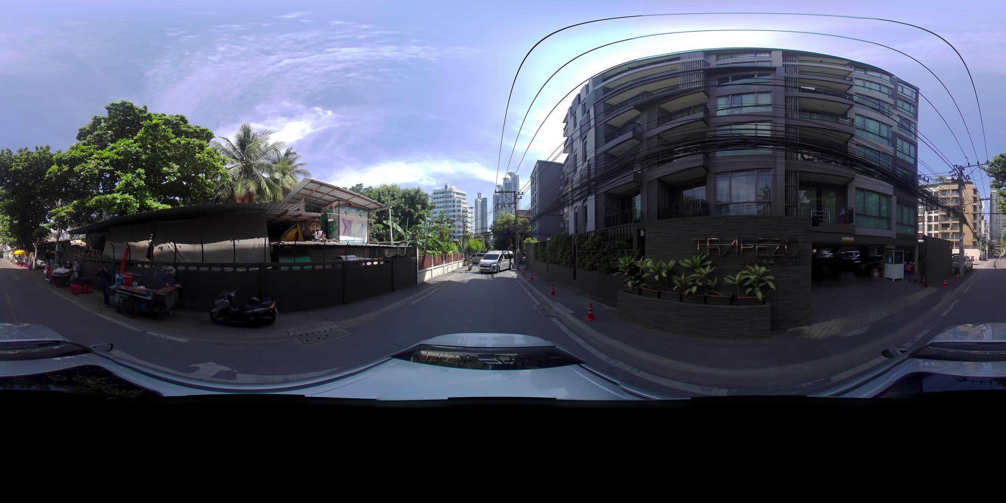 Street view near Like Sukhumvit 22, Watthana — © tritaporn (CC BY-SA · Mapillary)