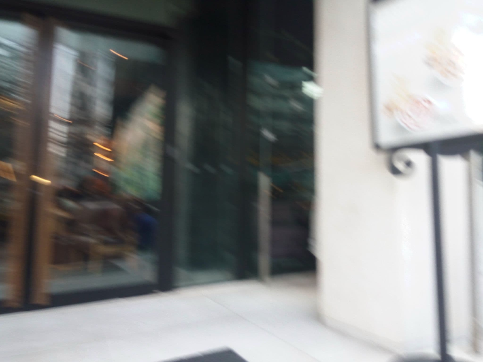 Street view near Swiss Park Hotel Bangkok, Makkasan — © mapfool (CC BY-SA · Mapillary)