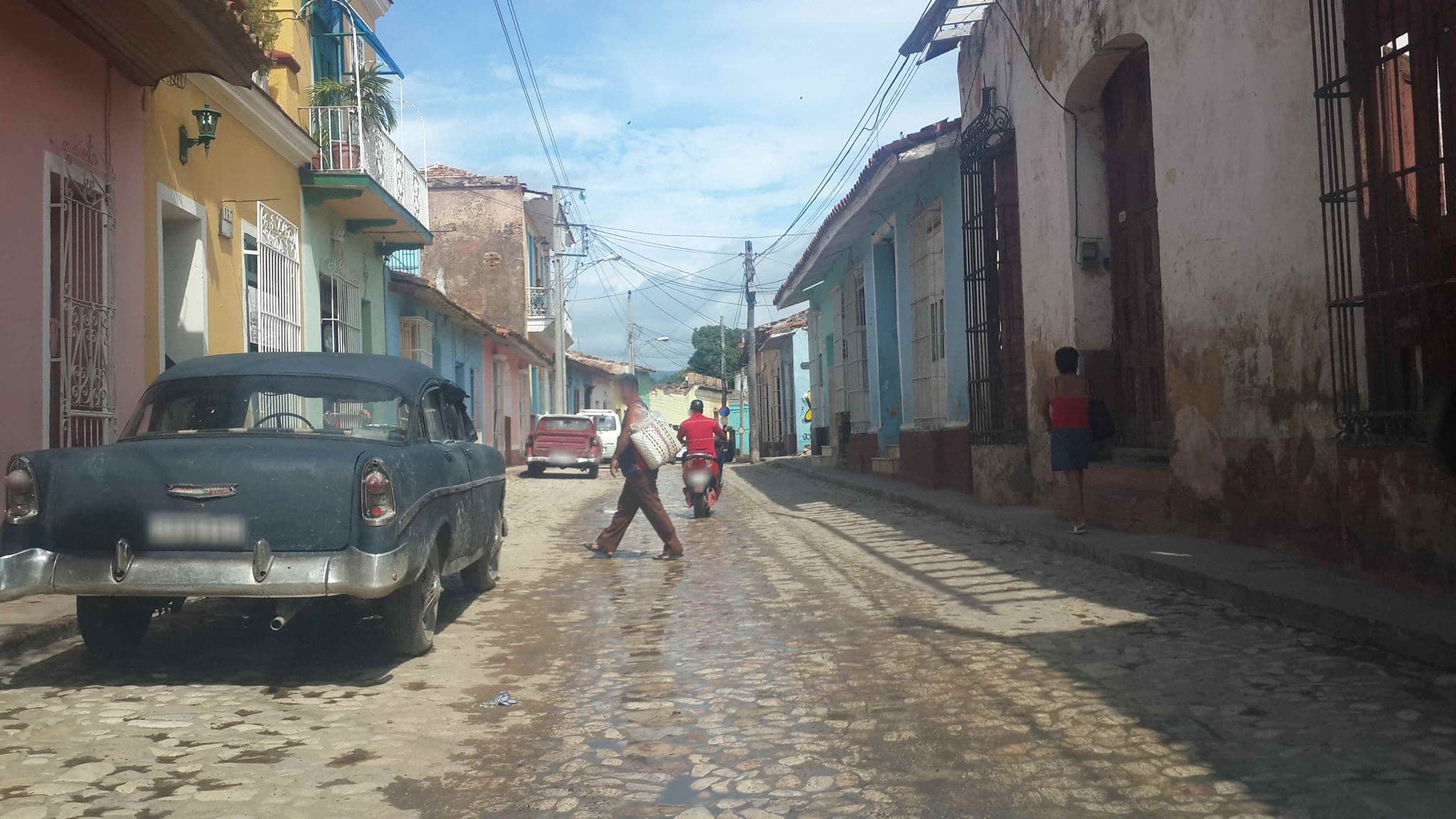 Street view near La fortaleza, Trinidad — © redmapper (CC BY-SA · Mapillary)