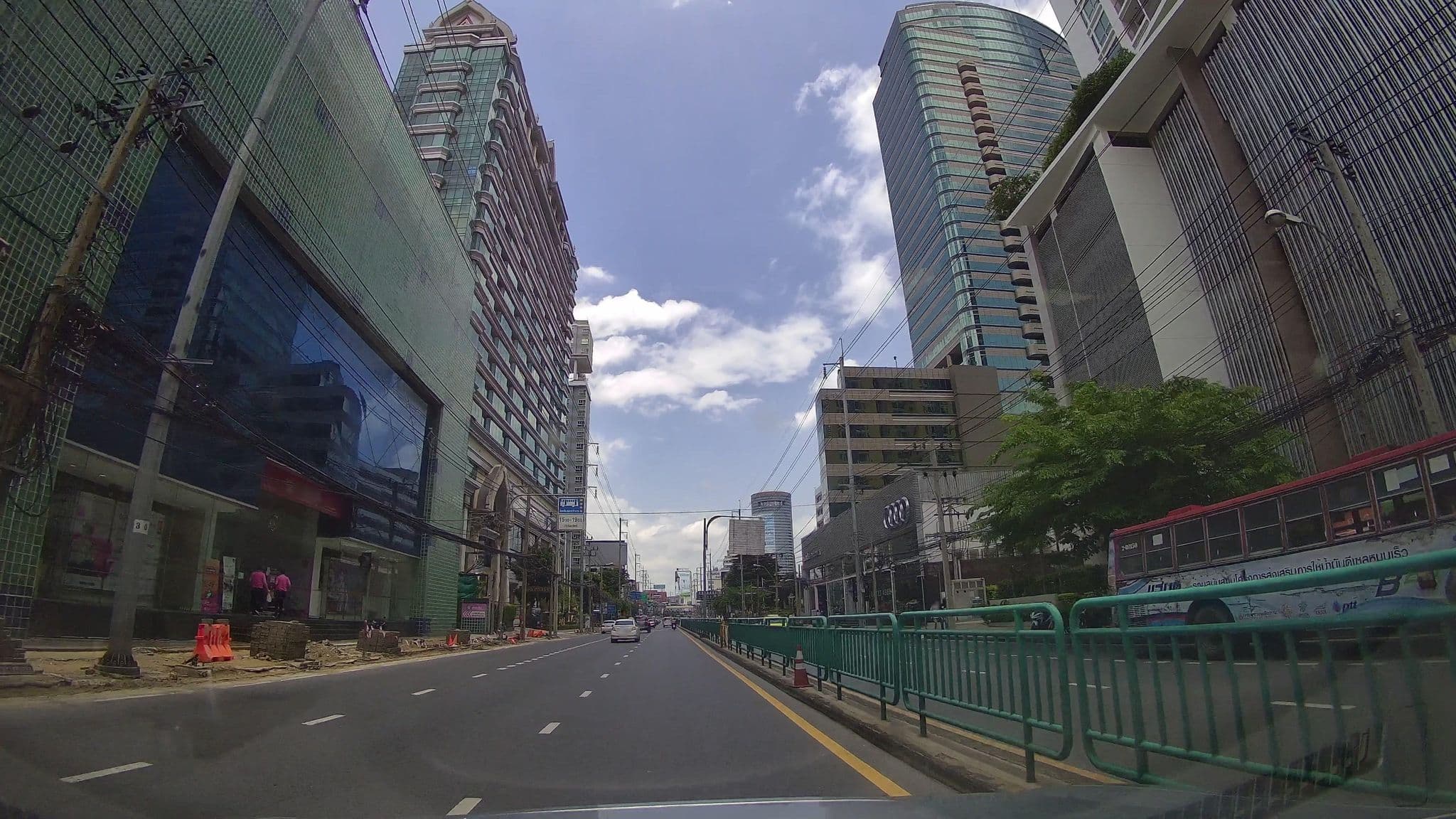 Street view near FU House Hostel, Makkasan — © ThailandCambodia (CC BY-SA · Mapillary)