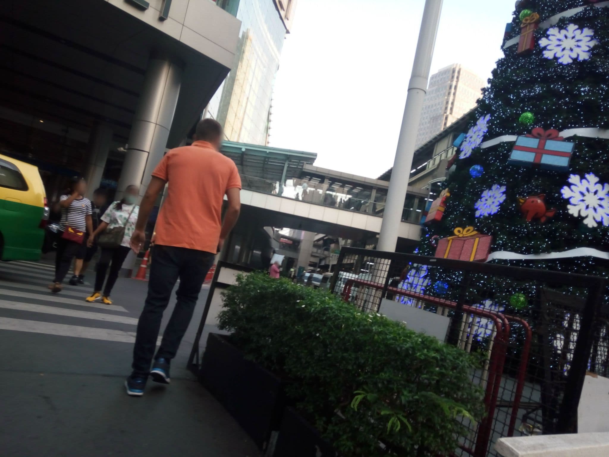 Street view near SGS, Makkasan — © mapfool (CC BY-SA · Mapillary)