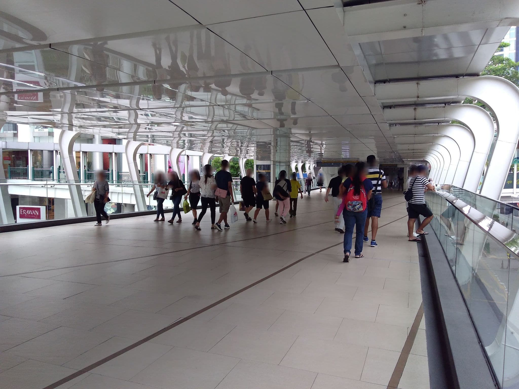 Street view near Se Mien Fo, Erawan Hotel, Makkasan — © marki (CC BY-SA · Mapillary)