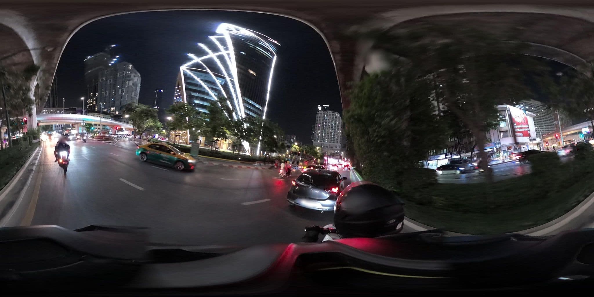 Street view near Hotel De Buttons, Ratchathewi — © NatchaponJ (CC BY-SA · Mapillary)