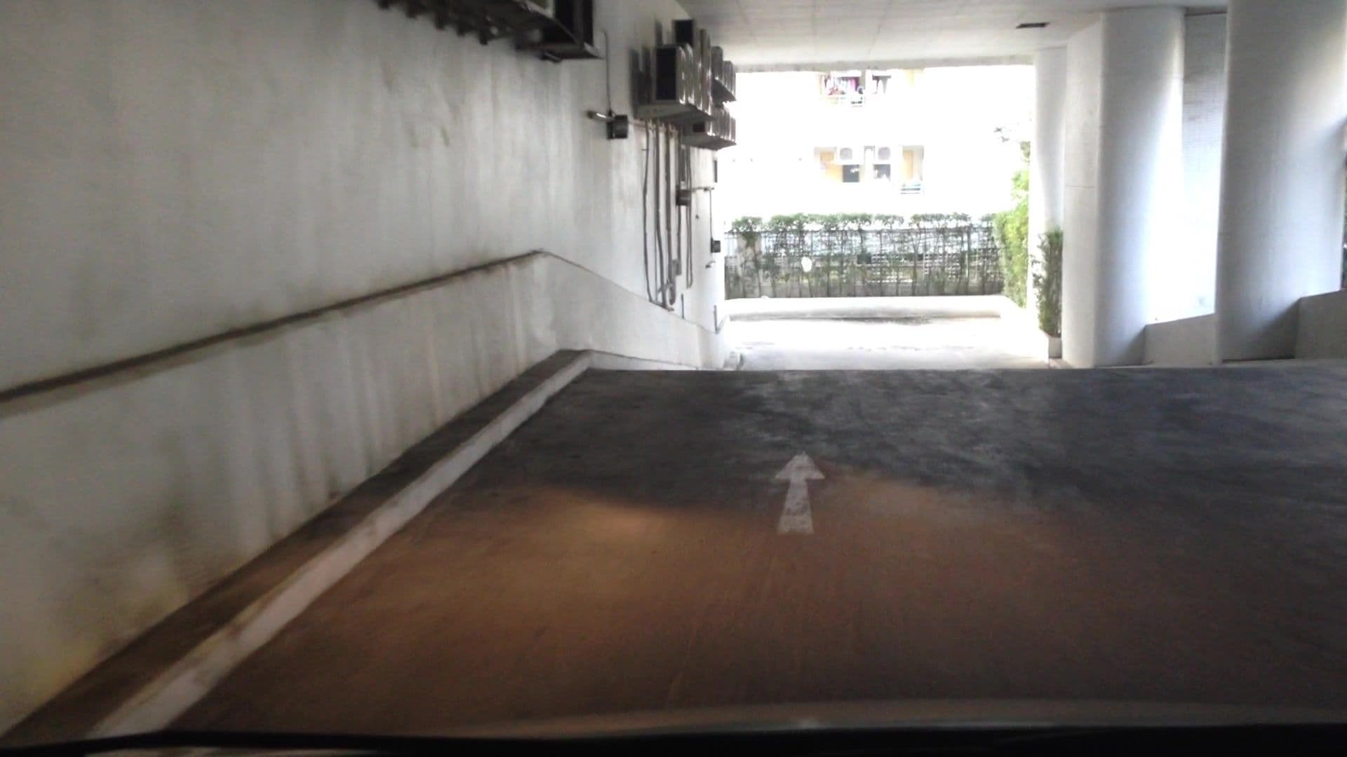 Street view near Bestwestern Plus Hotel, Makkasan — © lvl5 (CC BY-SA · Mapillary)