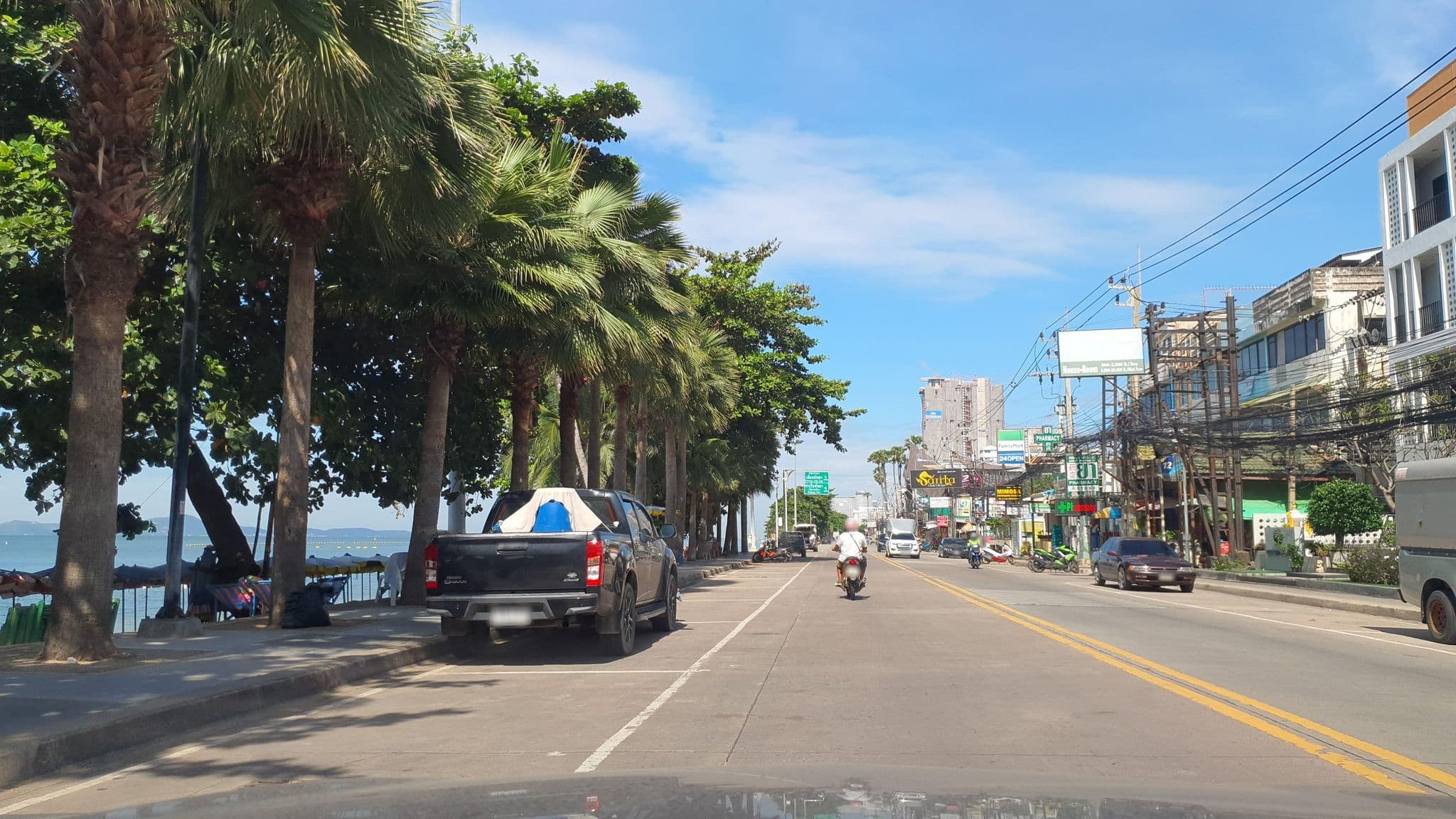 Street view near The Jomtien Twelve, Pattaya — © jrcarlsen (CC BY-SA · Mapillary)