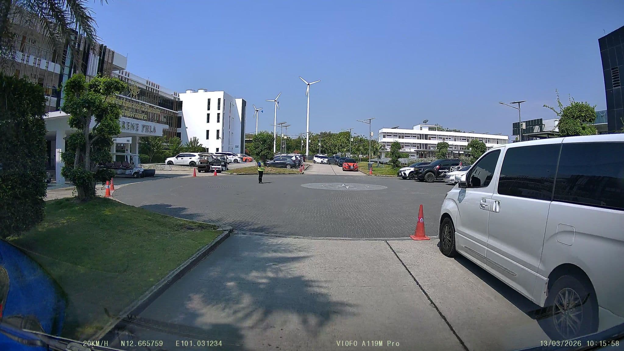 Street view near Serene Phla Resort (สิรินพลารีสอร์ท), Ban Chang — © ThailandCambodia (CC BY-SA · Mapillary)