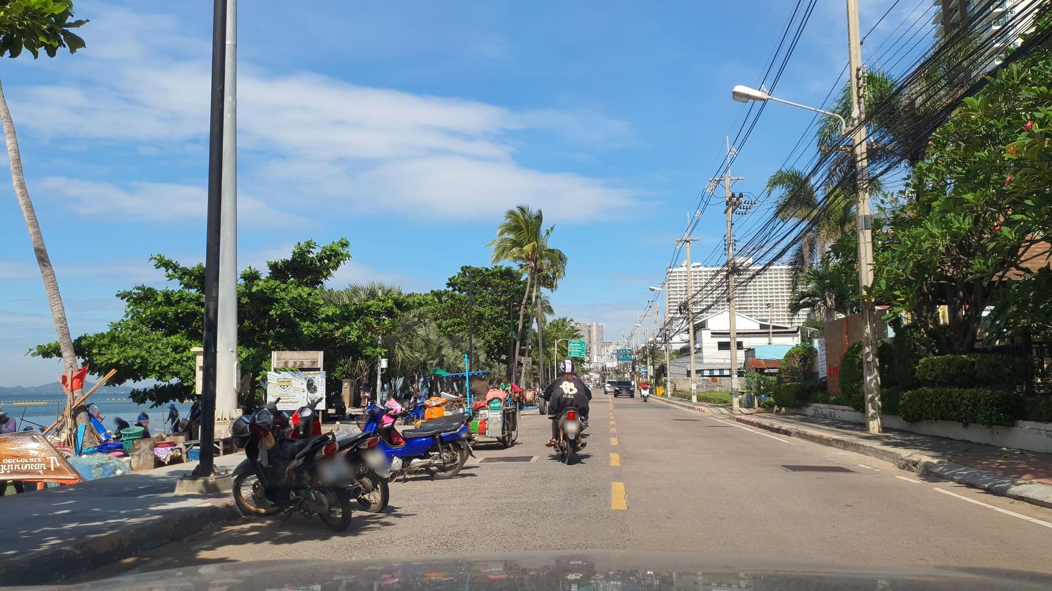 Street view near Royal Heritage Pavilion Jomtien Pattaya, Pattaya — © jrcarlsen (CC BY-SA · Mapillary)