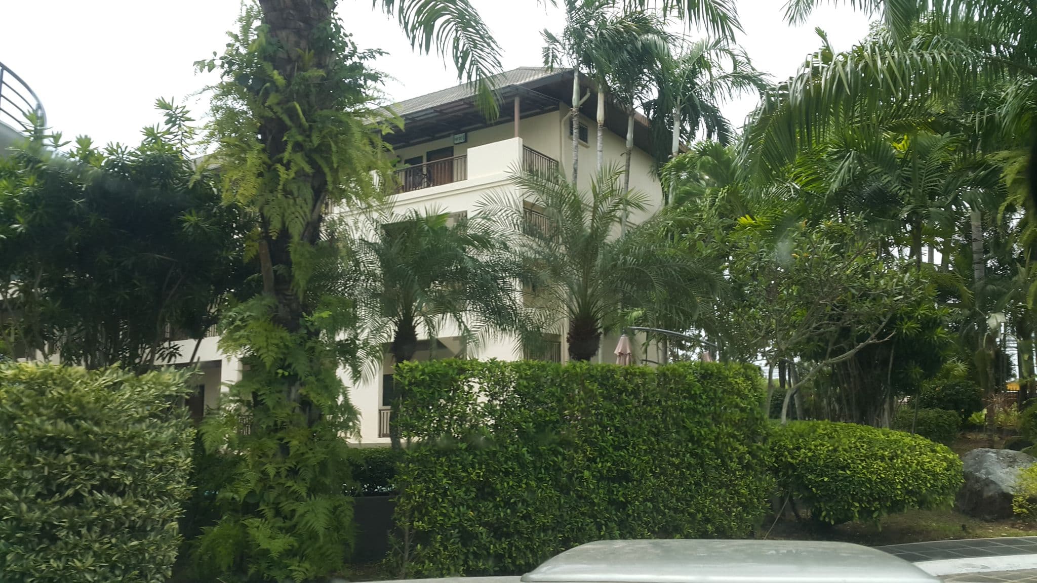 Street view near Grand Garden Hotel & Serviced Apartment (โรงแรมแกรนด์ การ์เด้น แอนด์ เซอร์วิสอพาร์ทเม้นท์), Ban Chang — © jrcarlsen (CC BY-SA · Mapillary)