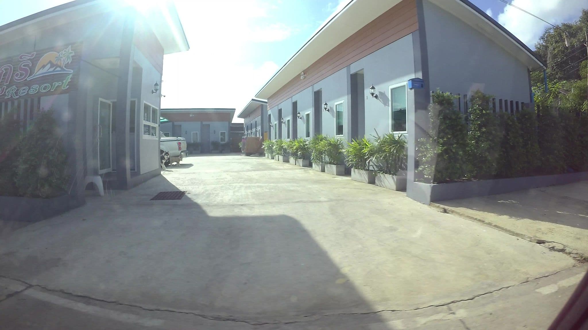 Street view near Puree Resort, Sattahip — © kaart_3 (CC BY-SA · Mapillary)