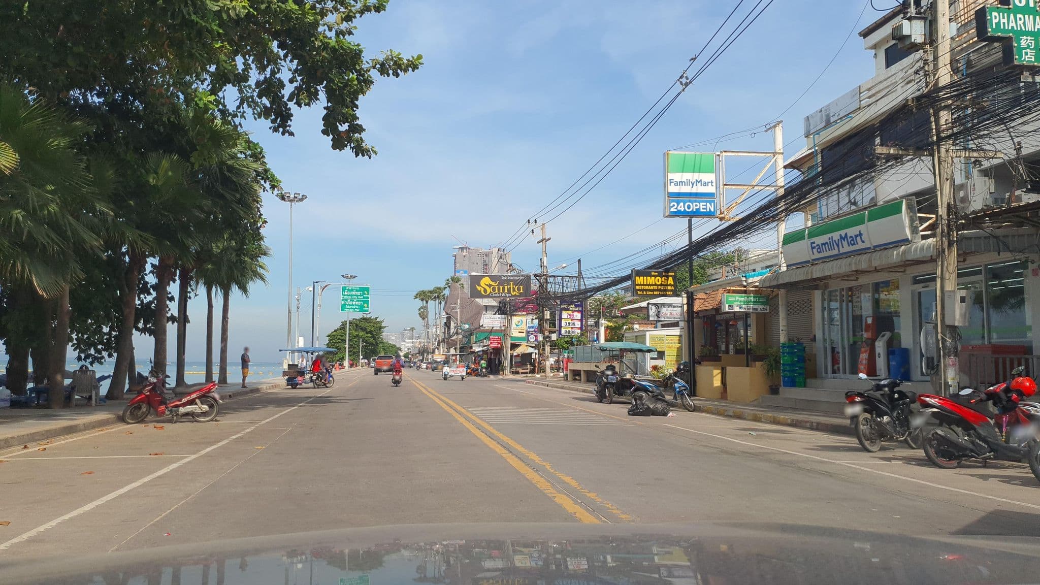 Street view near ศริตา ชาเลย์ แอนด์ สปา, Pattaya — © jrcarlsen (CC BY-SA · Mapillary)