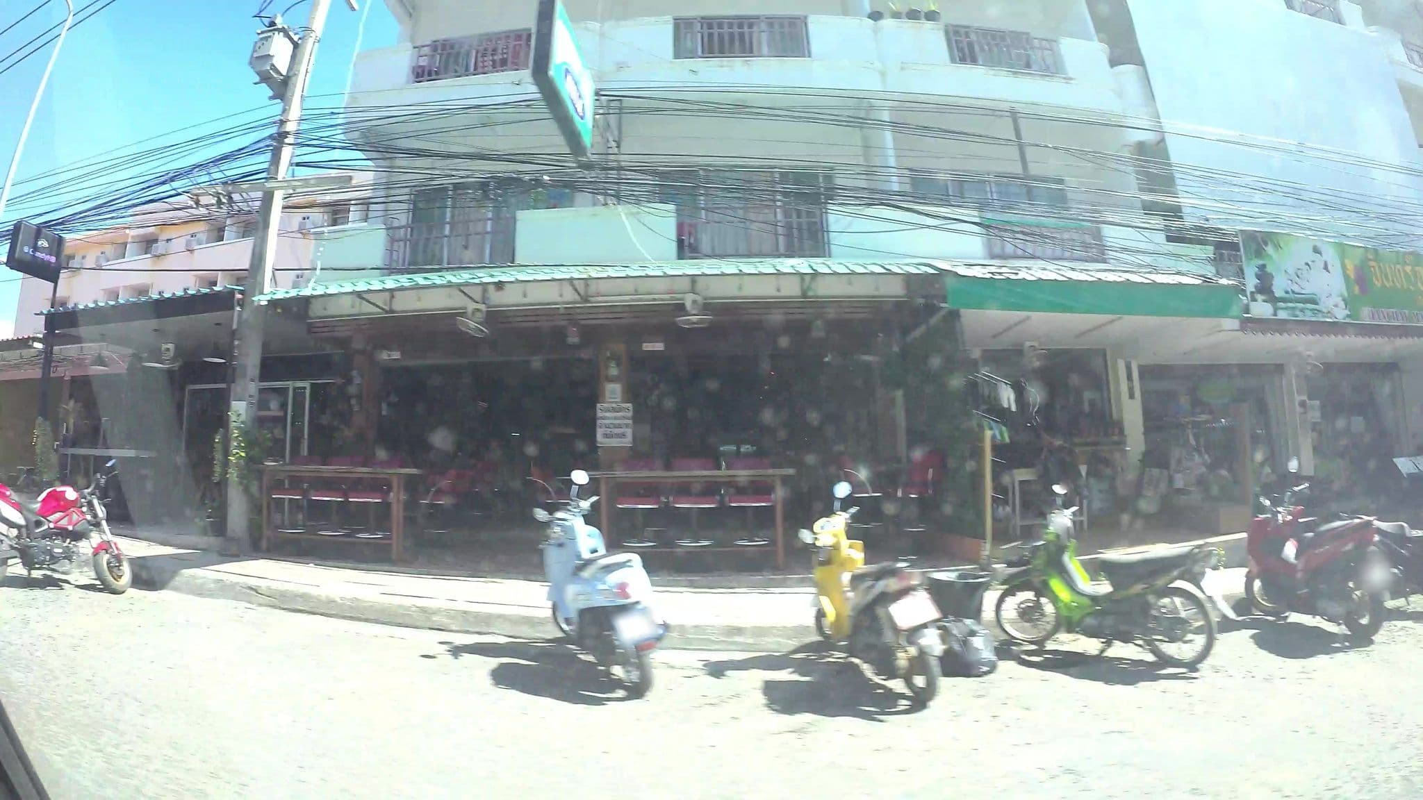 Street view near Joy Seaview Hotel, Pattaya — © taylorsmock (CC BY-SA · Mapillary)
