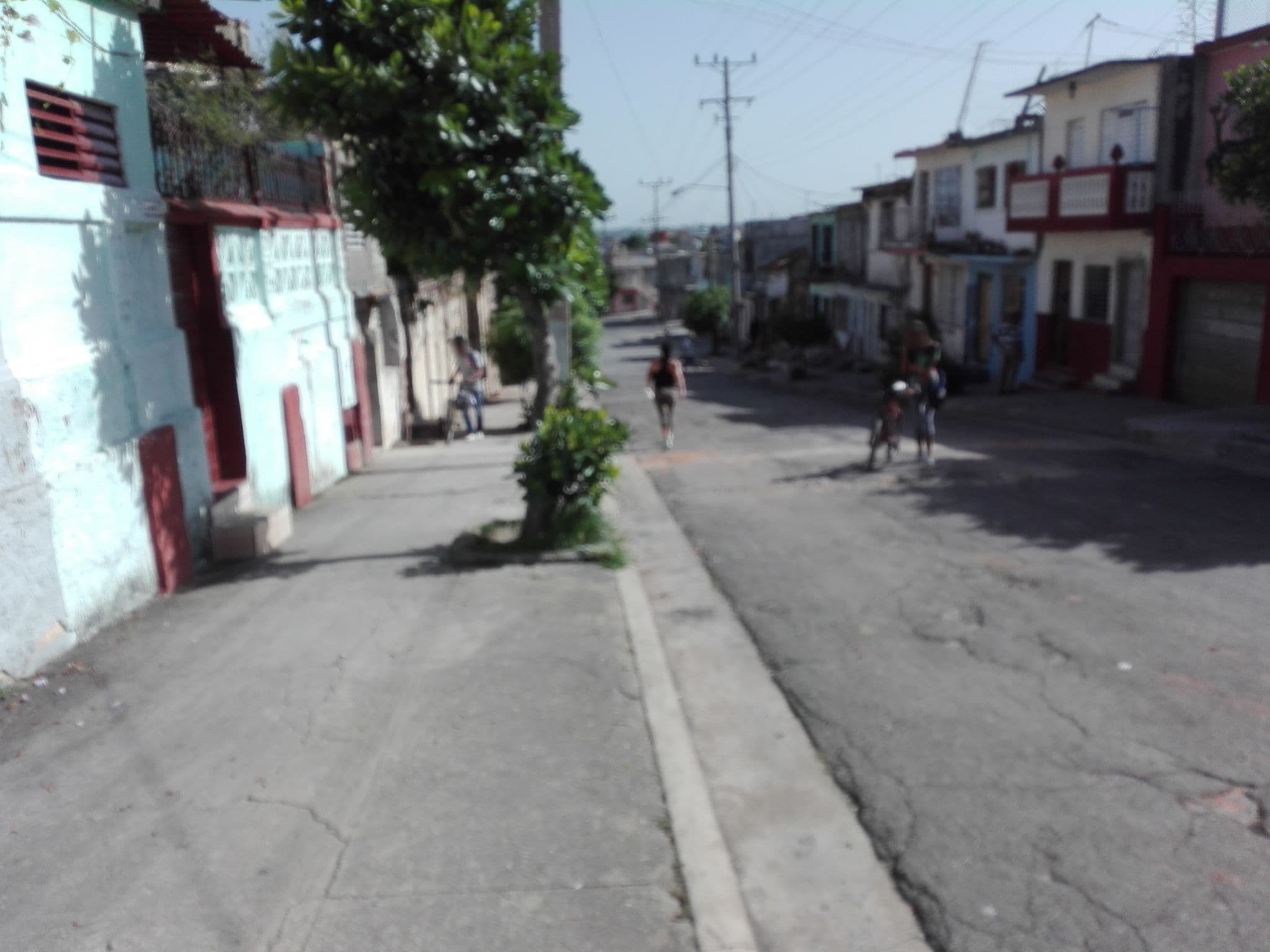 Street view near Hostal Lopez Eidolidia y Pepe, Cienfuegos