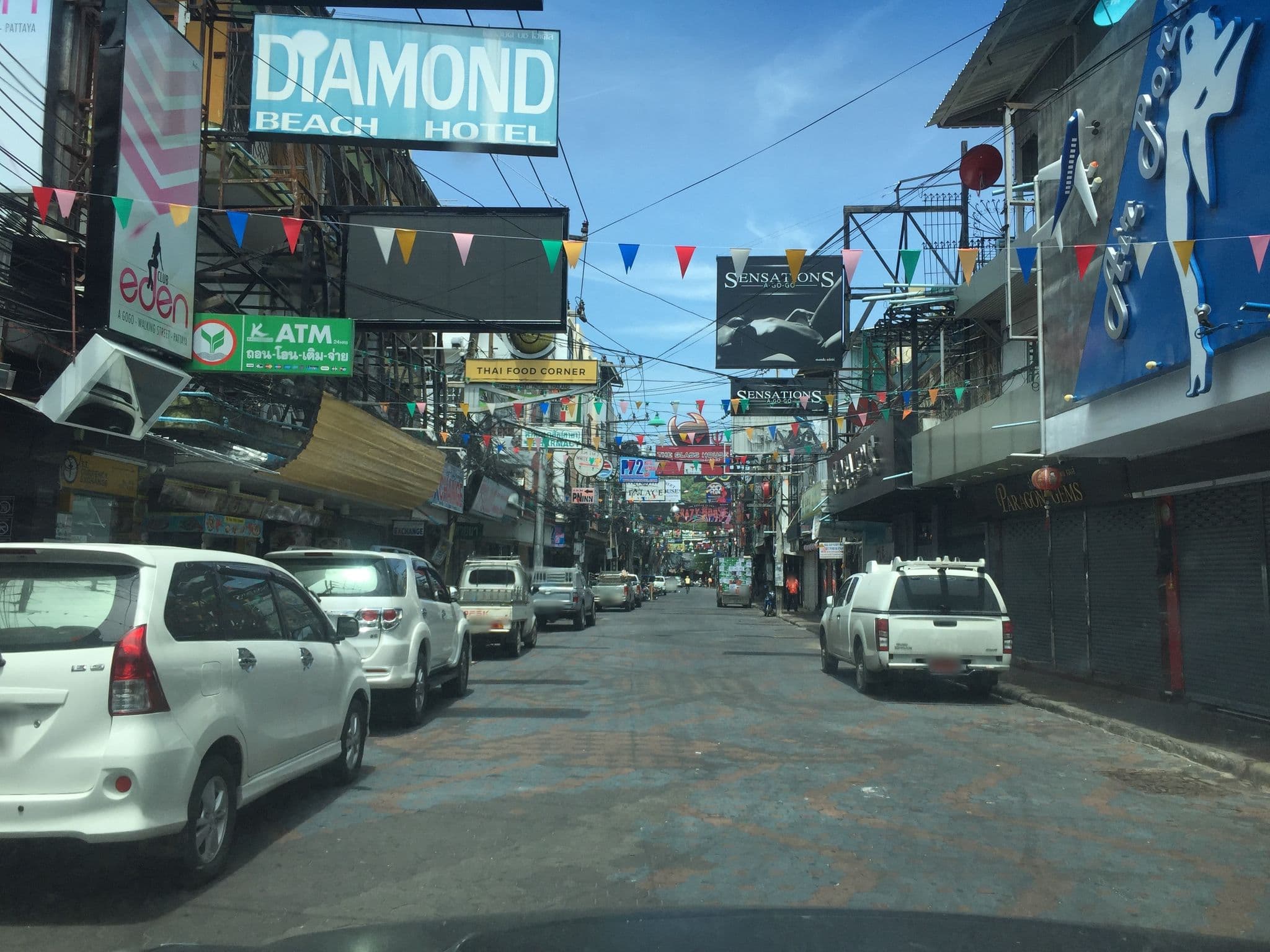 Street view near Rent Group Dinner Party @Royal Cliff Hotels, Pattaya — © kyoko (CC BY-SA · Mapillary)