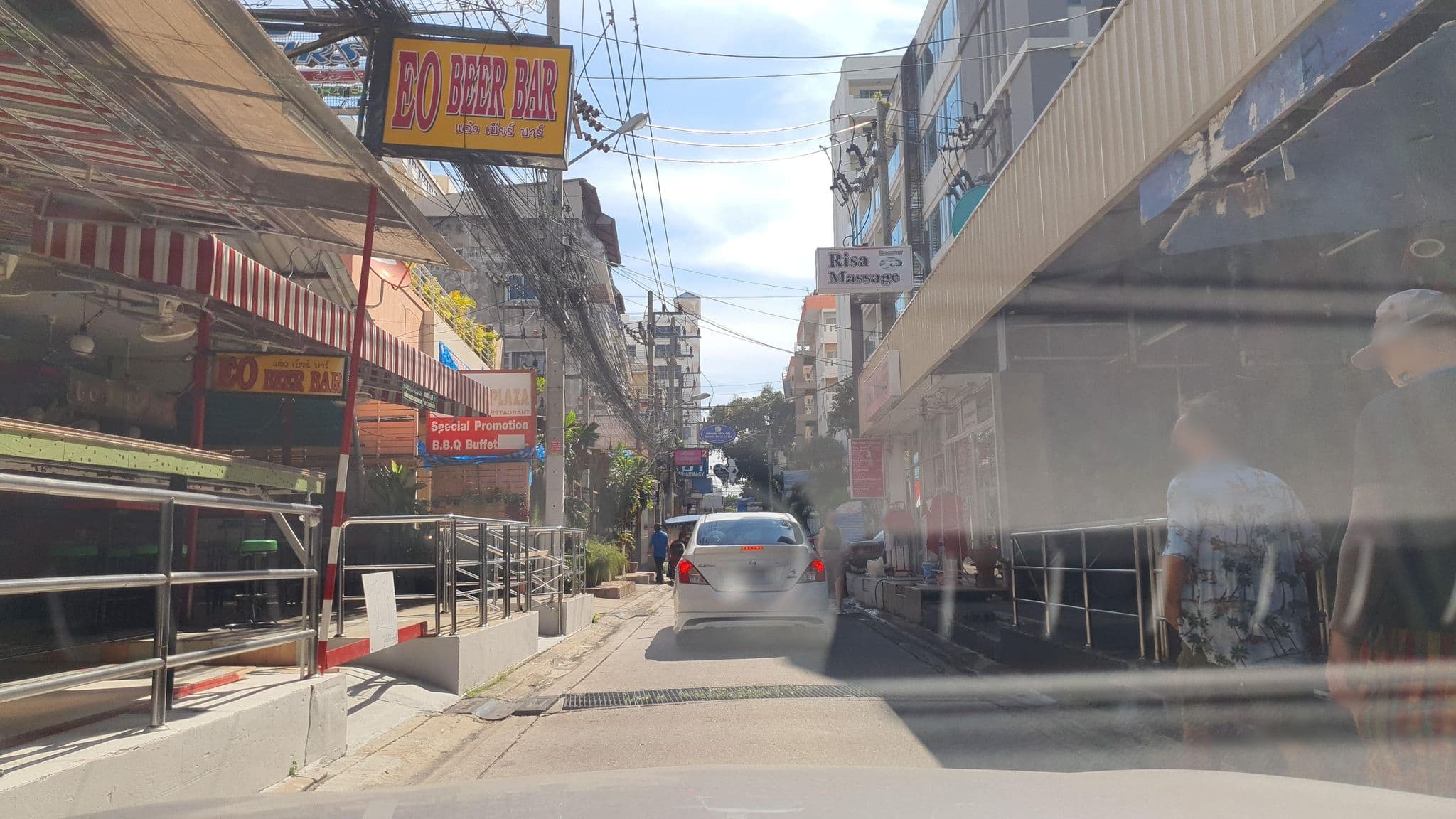 Street view near Pool side, Pattaya — © jrcarlsen (CC BY-SA · Mapillary)