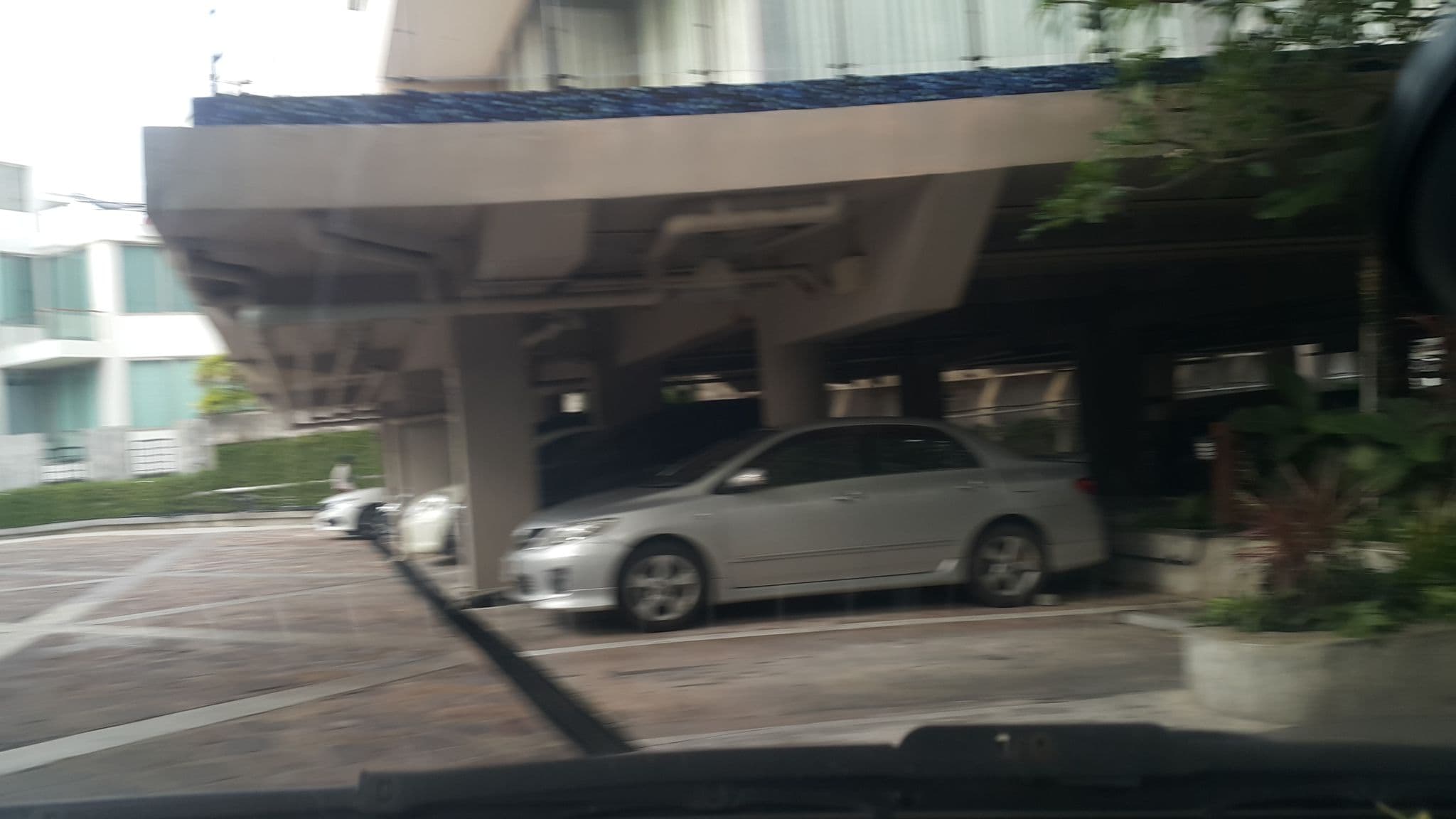 Street view near Lobby @ Centara Grand Modus Resort Pattaya, Pattaya — © jrcarlsen (CC BY-SA · Mapillary)