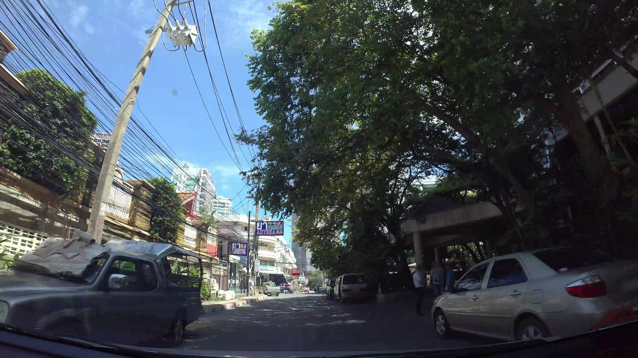 Street view near Lobby | Moutain Beach Hotel, Pattaya — © kaart_3 (CC BY-SA · Mapillary)