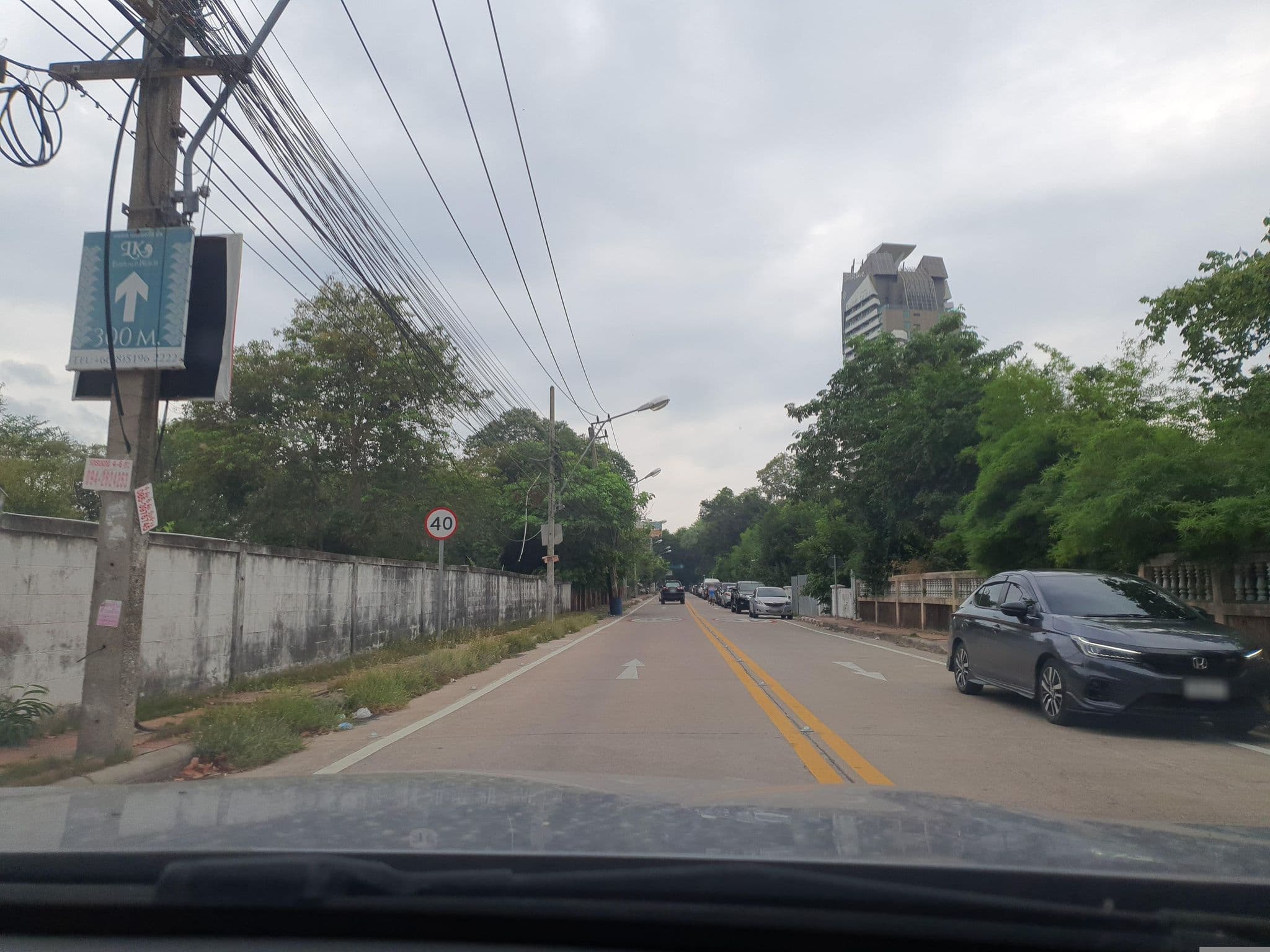 Street view near Moon Night Motel, Pattaya — © jrcarlsen (CC BY-SA · Mapillary)