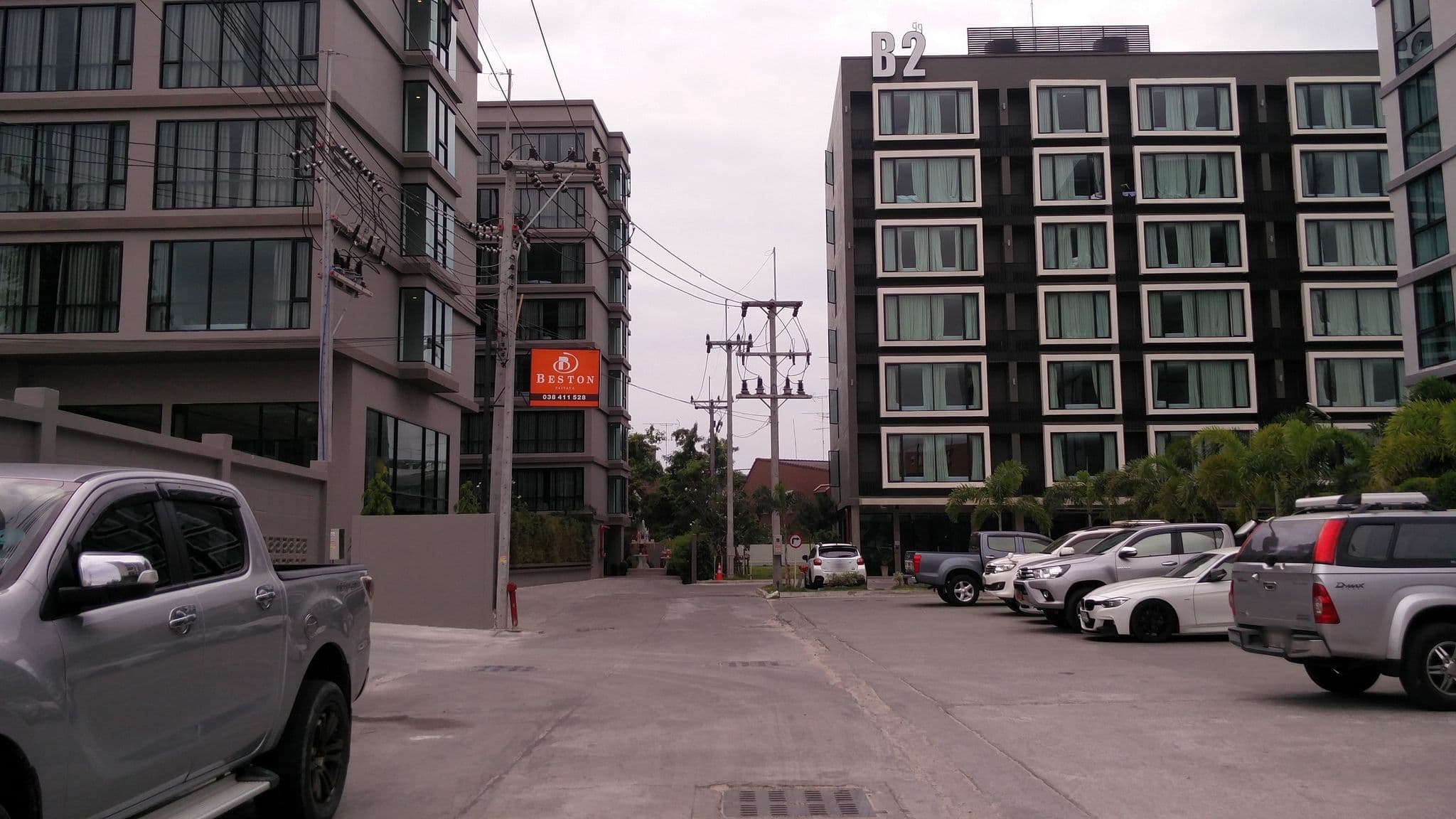 Street view near B2 Premier@Sout Pattaya, Pattaya — © vielguenstiger (CC BY-SA · Mapillary)