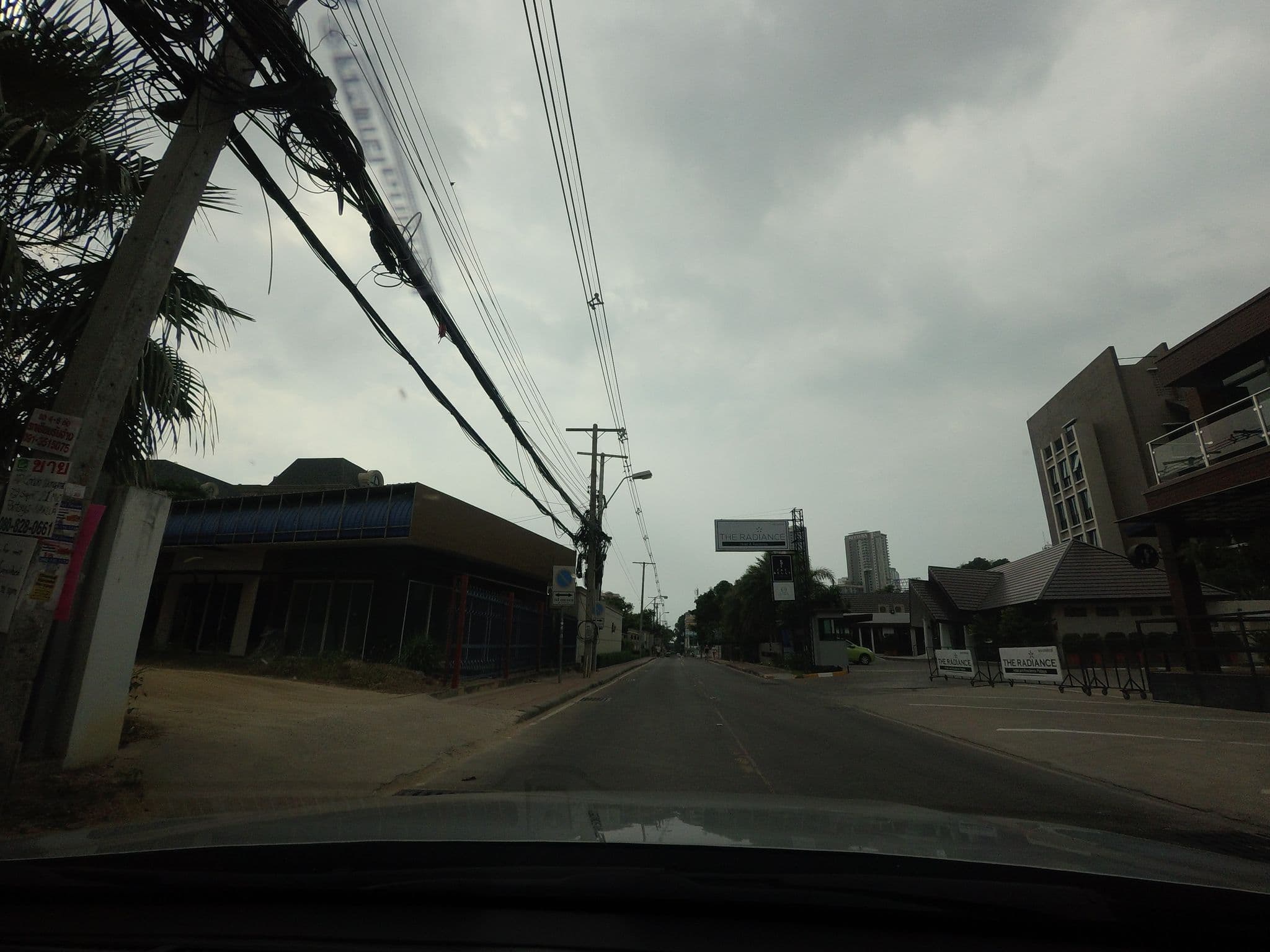 Street view near Manhattan Pattaya Hotel, Pattaya — © mishari (CC BY-SA · Mapillary)