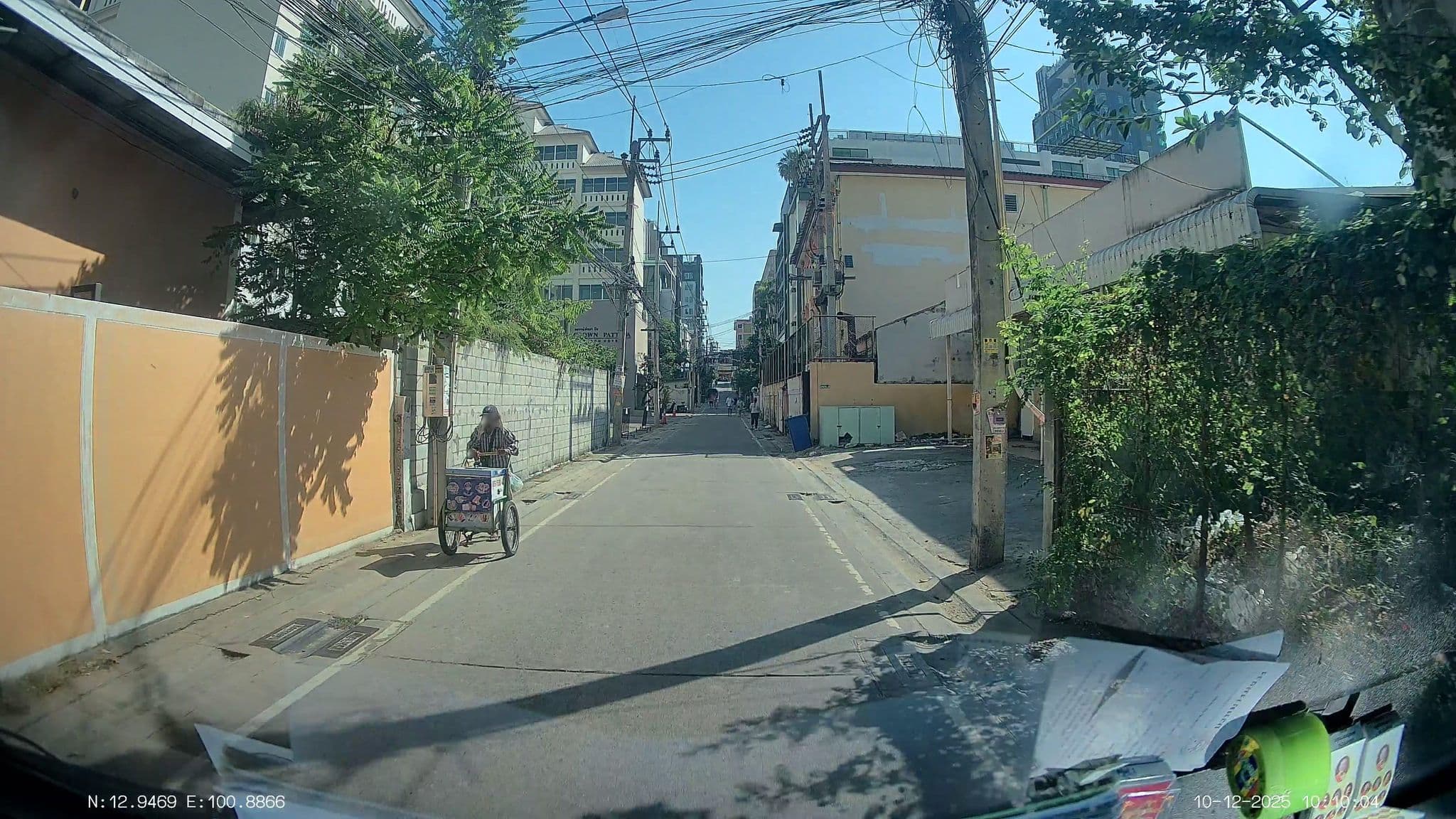 Street view near Room 753 @ Jomtien Palm Beach Hotel & Resort, Pattaya — © ThailandCambodia (CC BY-SA · Mapillary)