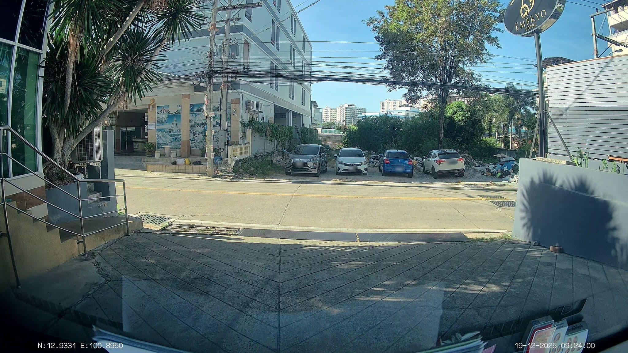 Street view near Seri Place Hotel, Pattaya — © ThailandCambodia (CC BY-SA · Mapillary)