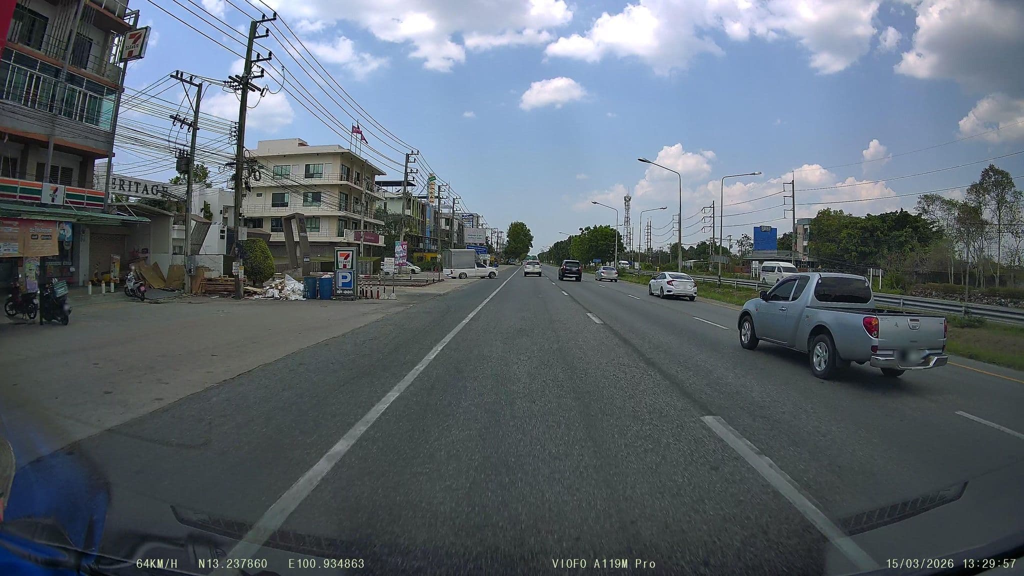 Street view near โรงแรมนานาชาติ บางแสน, Si Racha — © ThailandCambodia (CC BY-SA · Mapillary)