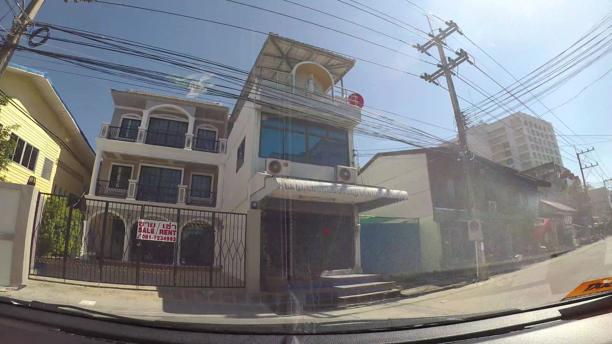 Street view near Crape Hotel Collection, Si Racha — © kaart_3 (CC BY-SA · Mapillary)